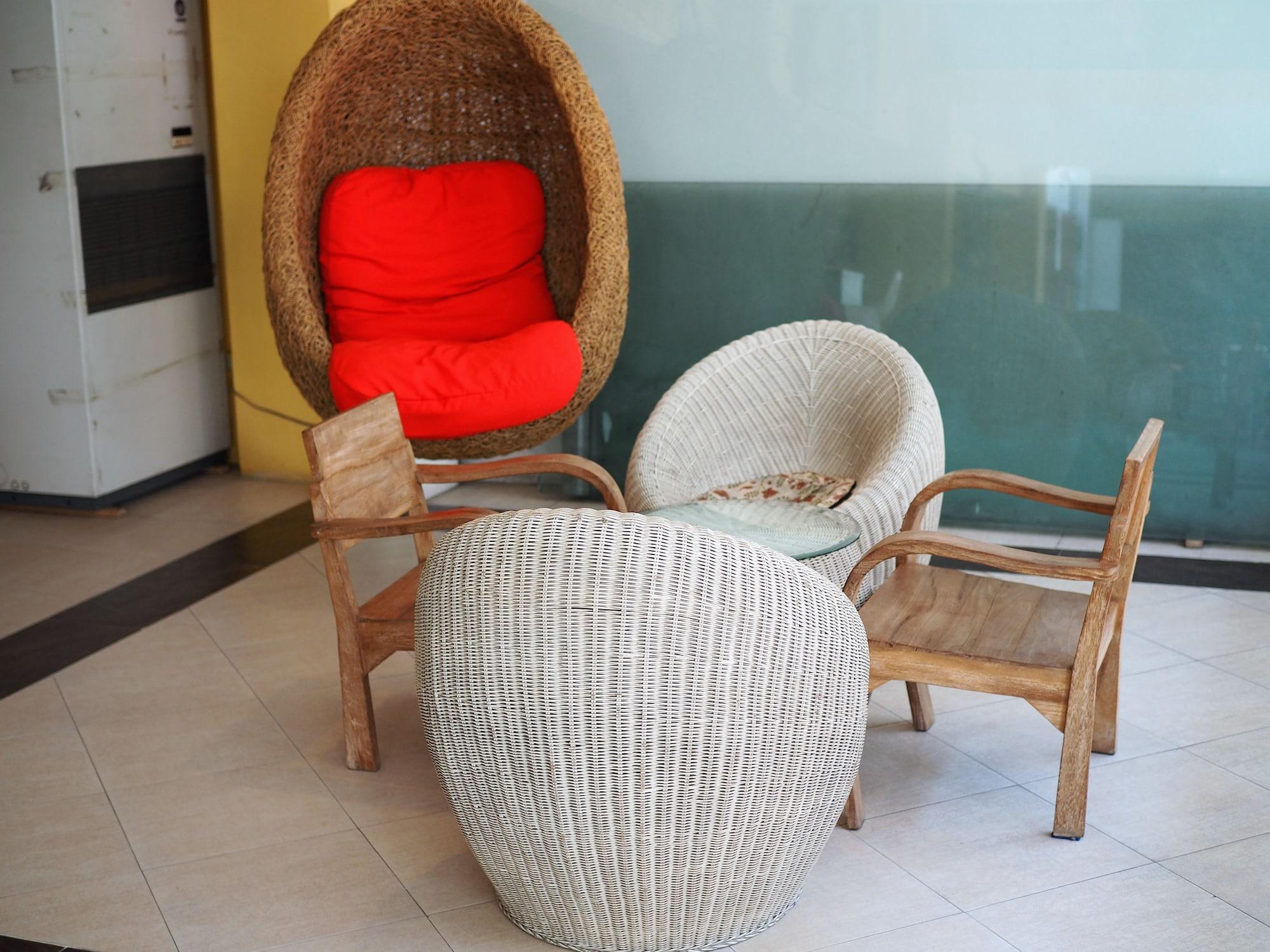 Varios The Boss's Place