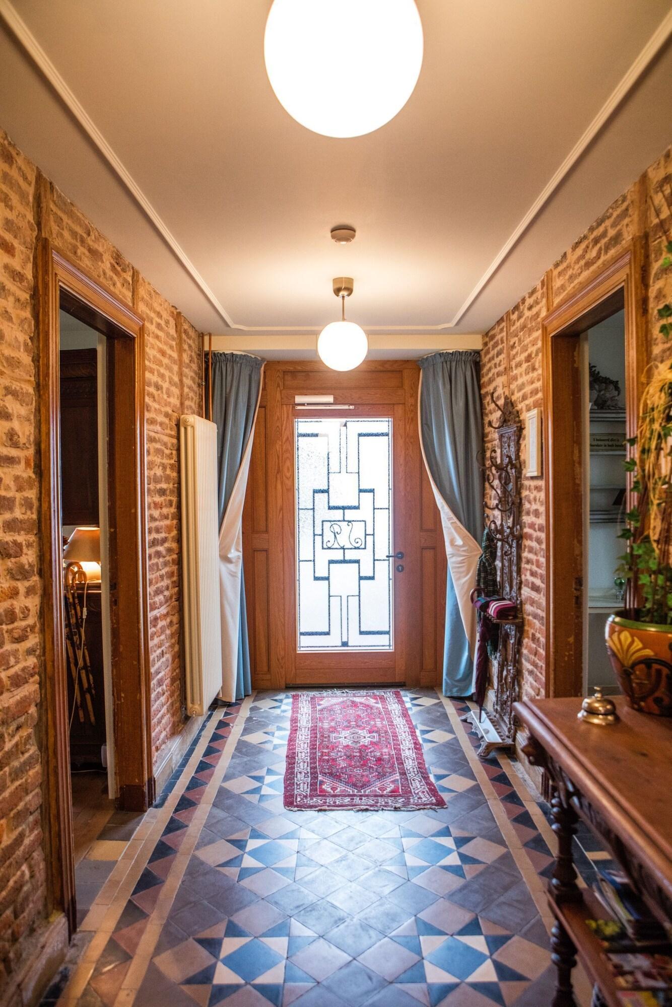 Vista Lobby Le Tapis Rouge