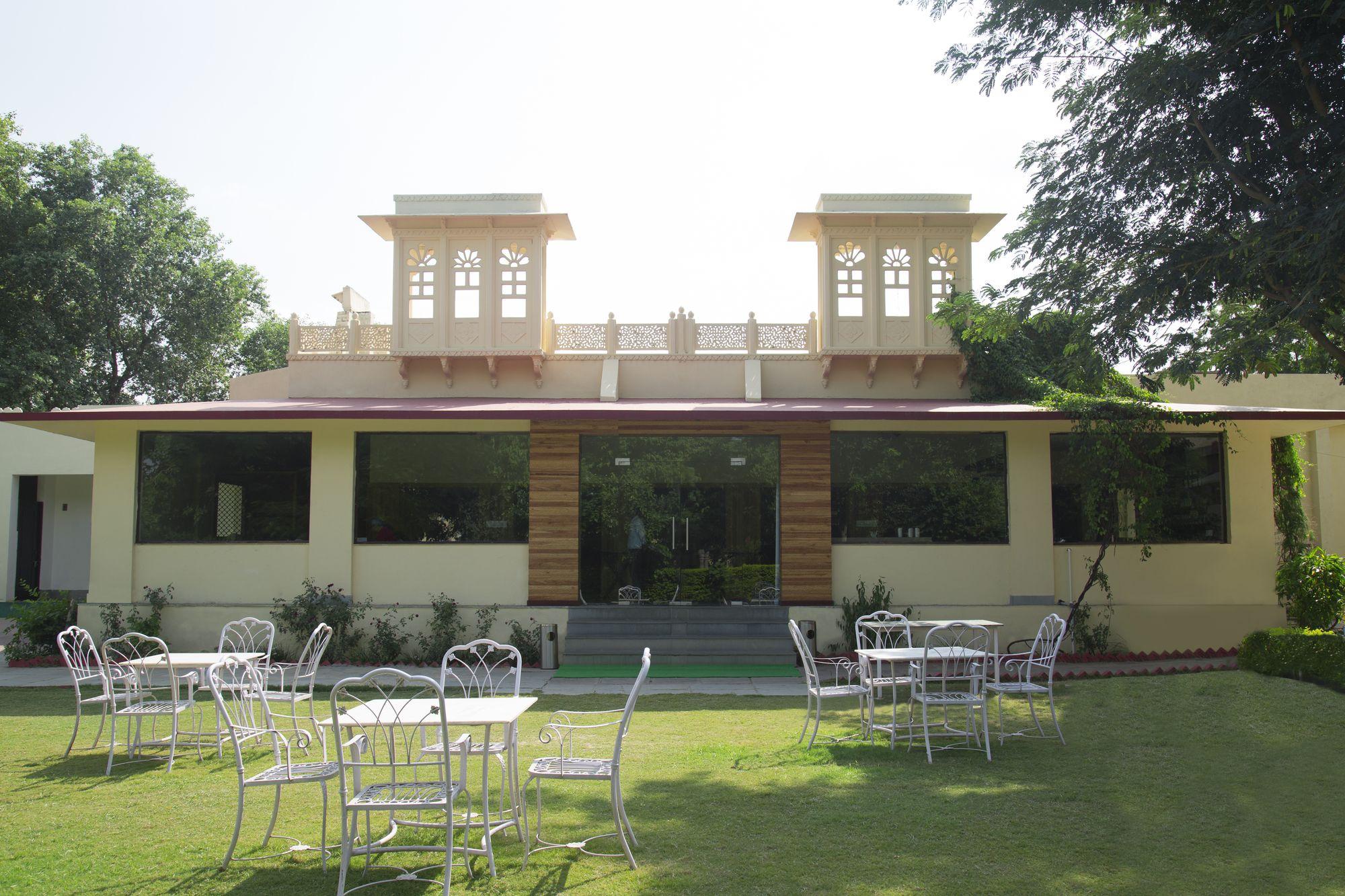 Restaurant Alwar Bagh Sariska by Aamod