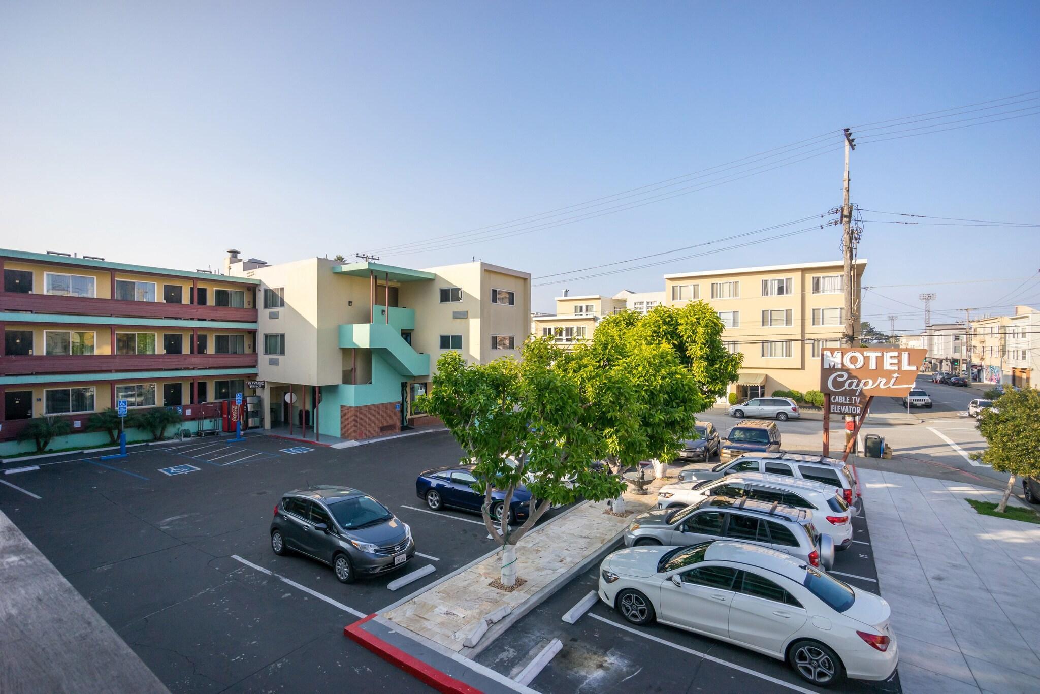 Vista Exterior Motel Capri