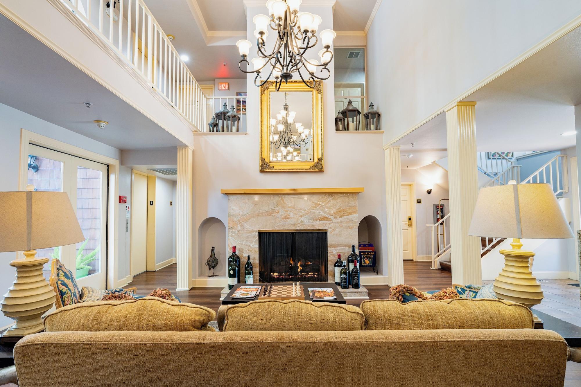 Vista Lobby Elm House Inn
