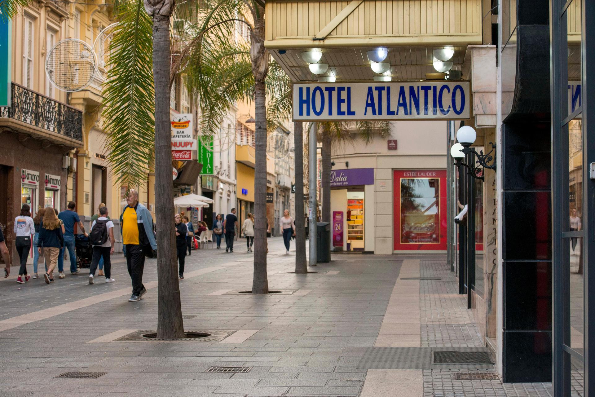 Vista Exterior Atlantico Centro
