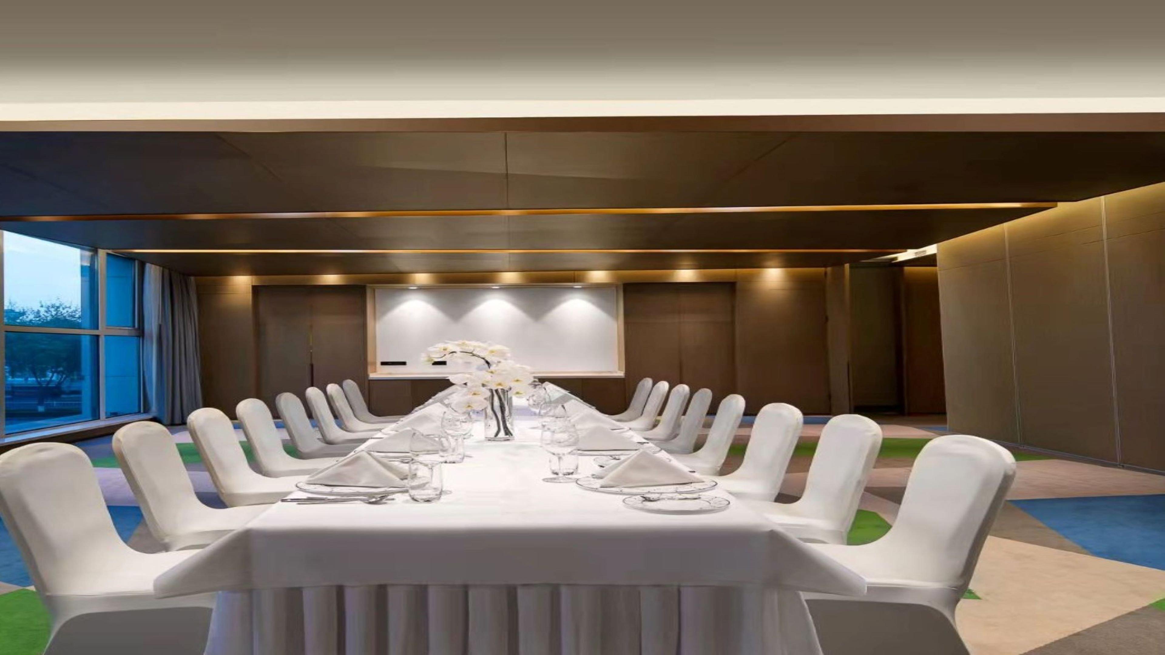 Centro de Negocios Holiday Inn & Suites Langfang New Chaoyang