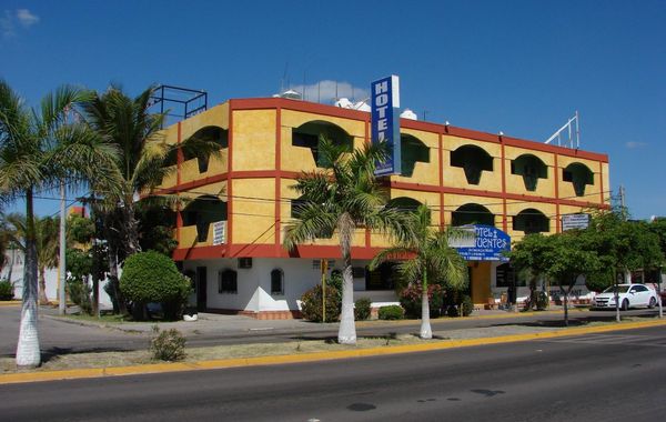 Hotel Las Fuentes