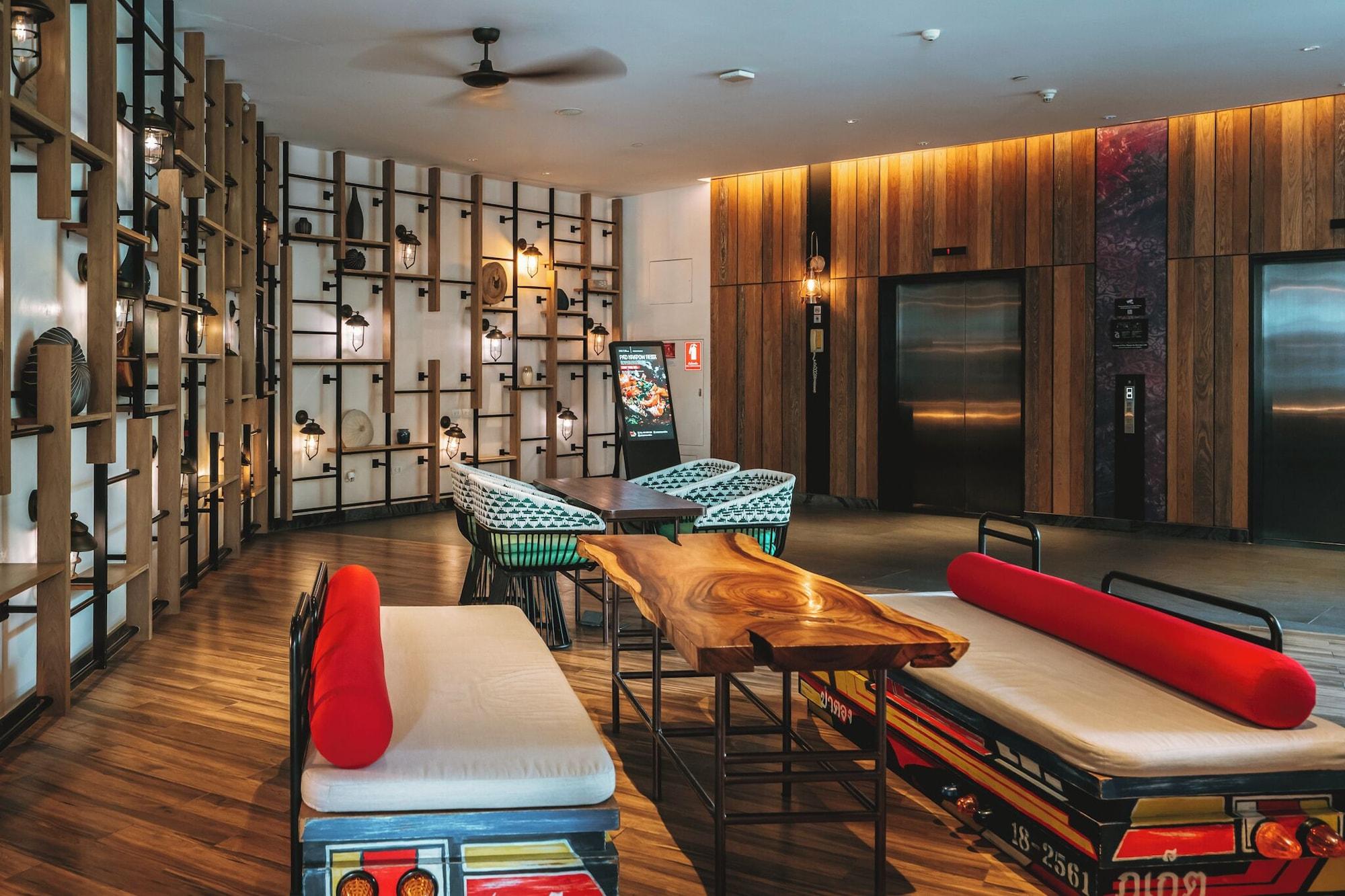 Vista Lobby Hotel Indigo Phuket Patong by IHG