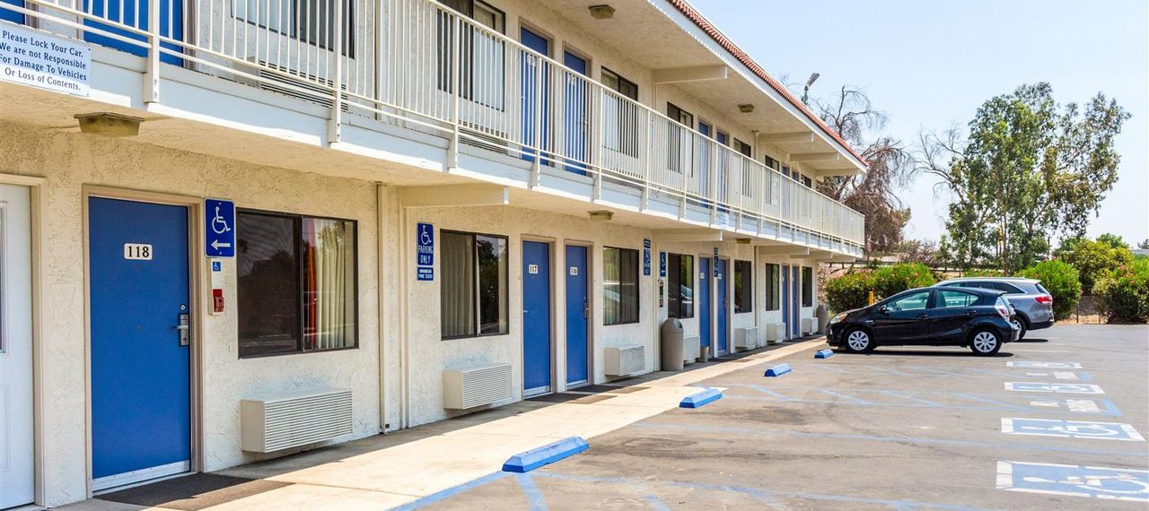 Motel 6 Bakersfield Convention Center, Bakersfield | Hoteles en Despegar