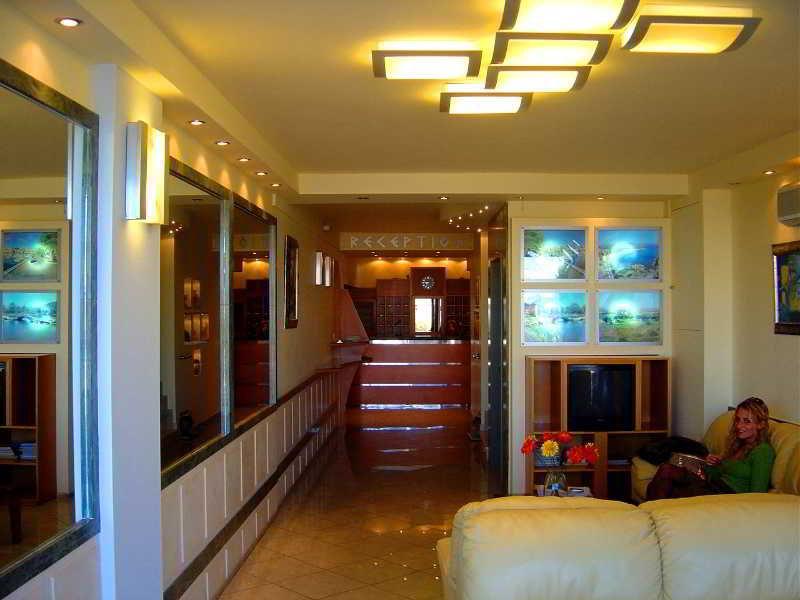 Vista Lobby Elysee Hotel
