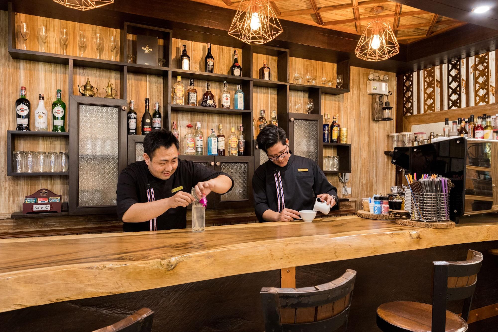 Bar/Salón Nampiangdin Boutique Hotel