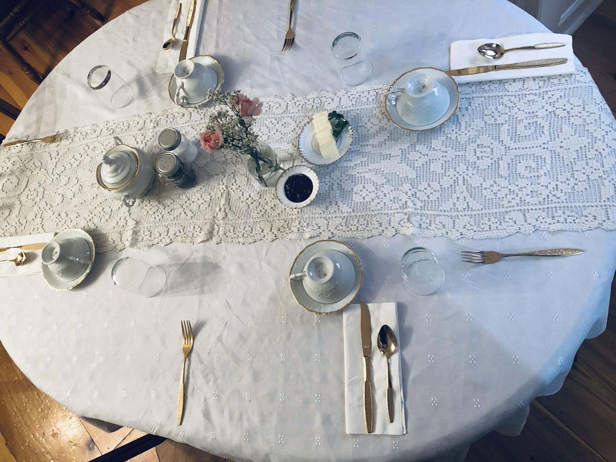 Restaurant Brinckerhoff Inn