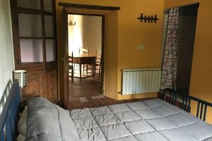 Alojamiento - BEAUTIFUL 16 CENTURY FARMHOUSE IN THE MIDDLE OF NATURE AND TRANQUILITY