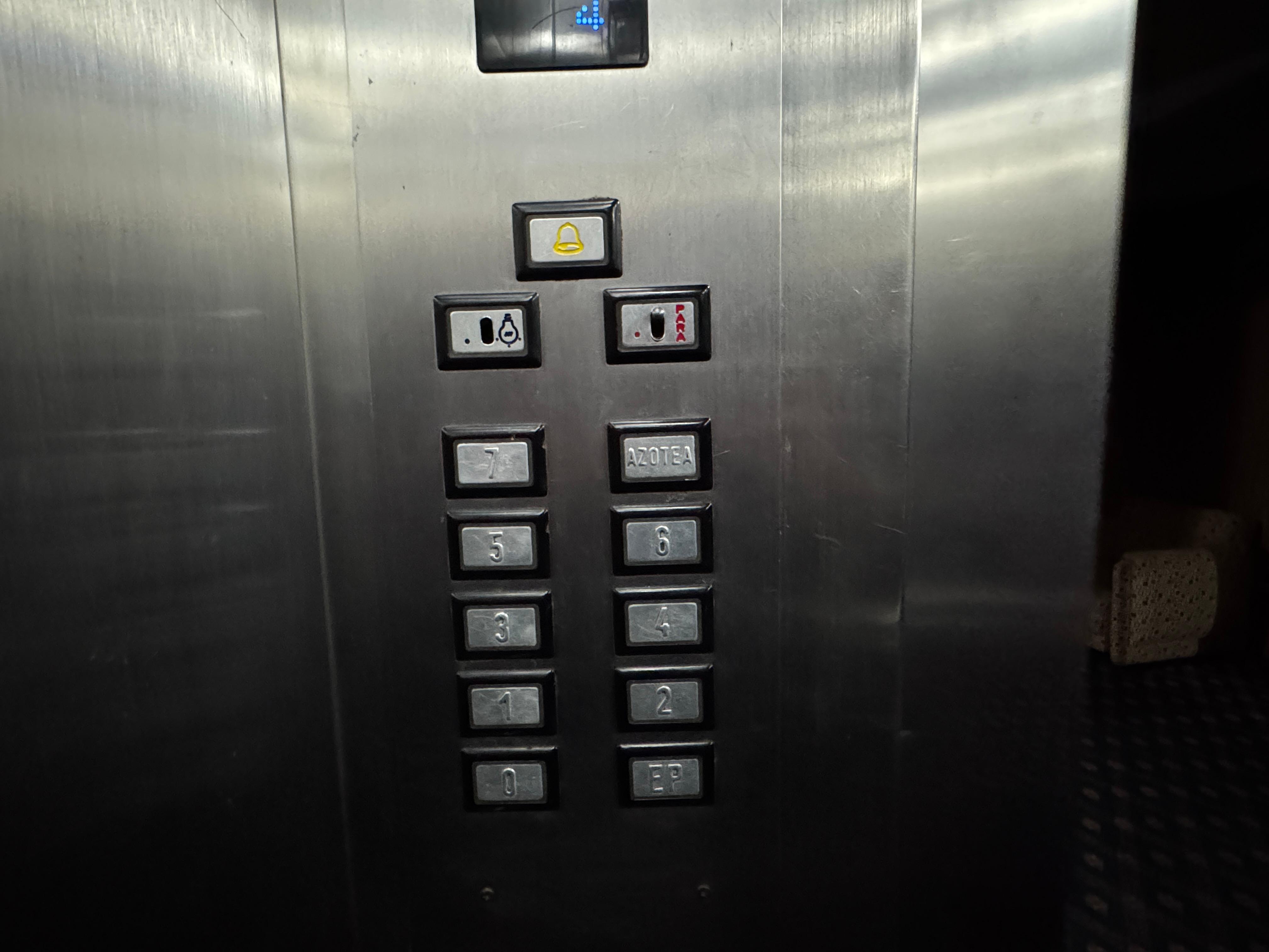 Corredores / Escaleras Hotel Quebrada de Humahuaca