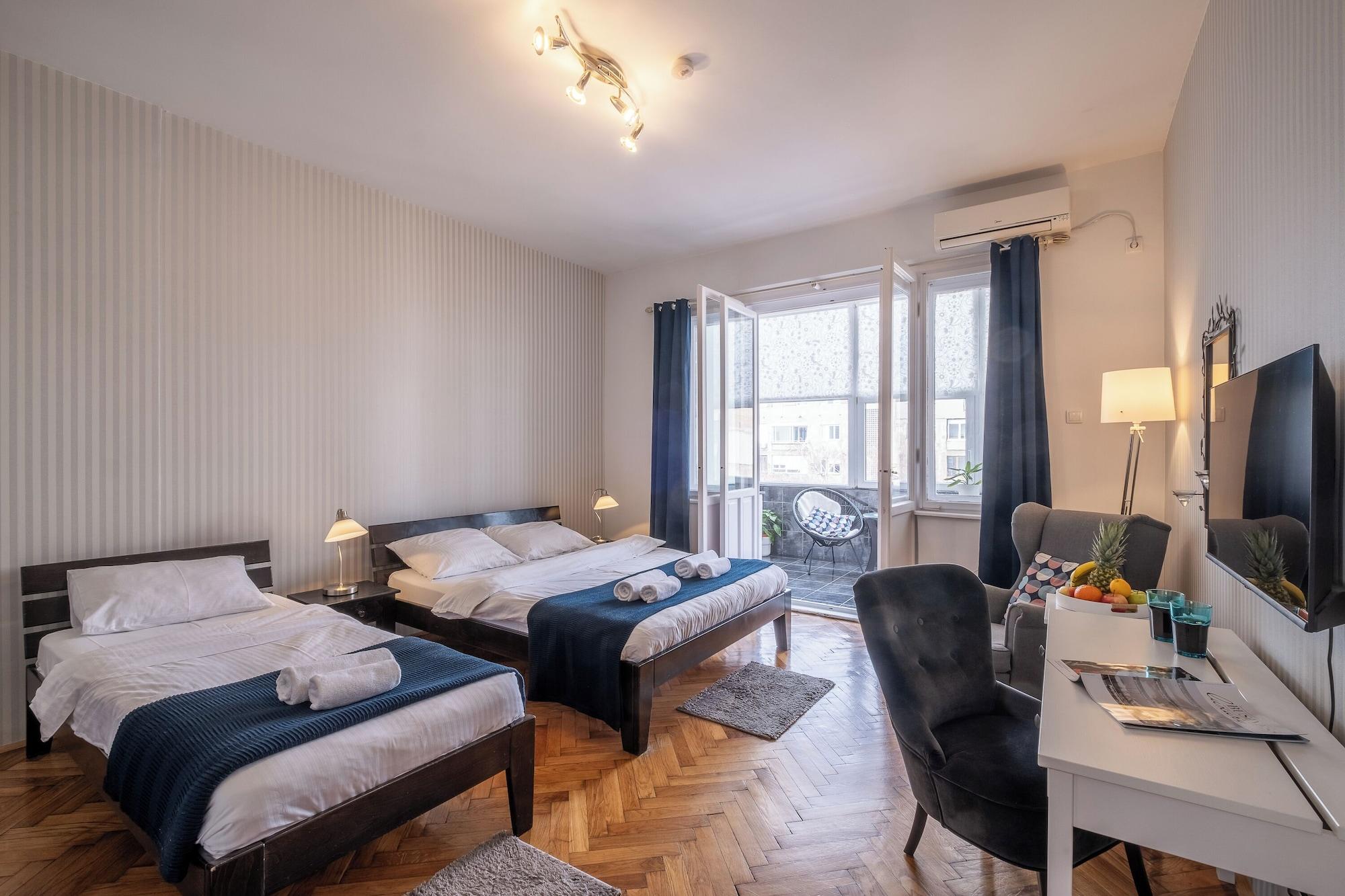 Varios Selection Apartments & Rooms