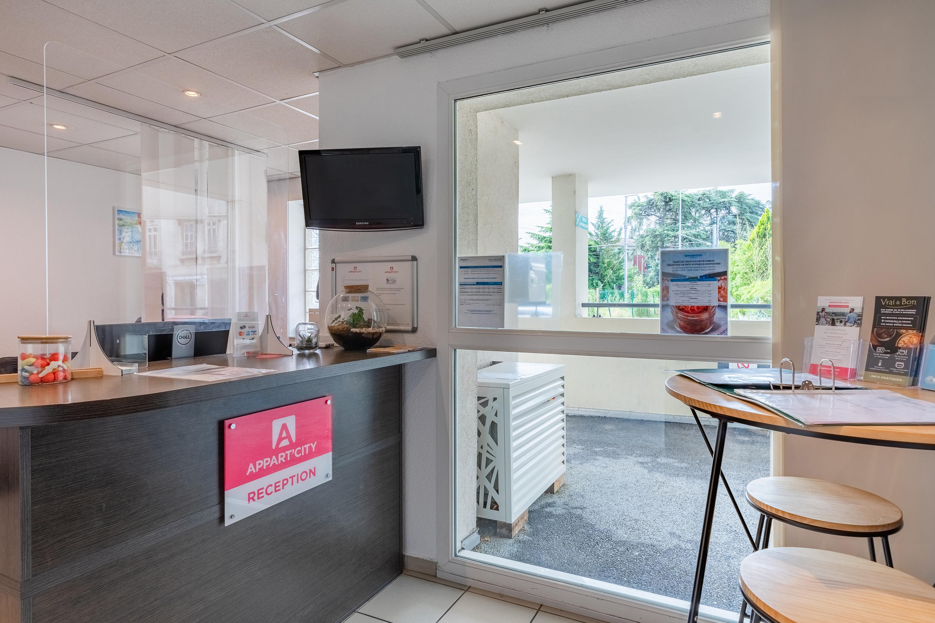 Vista Lobby Appart'City Classic Thonon les bains
