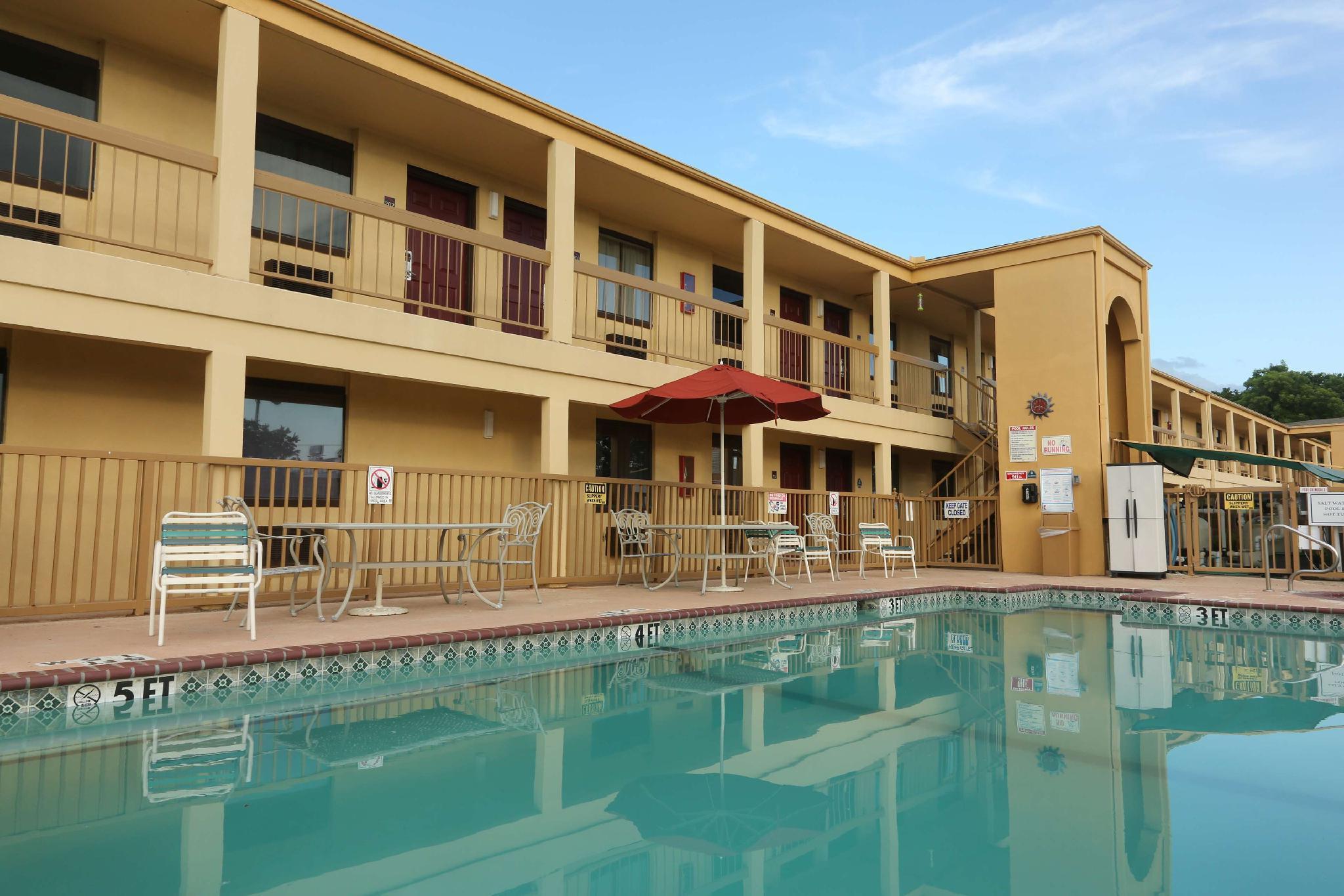 Playa Red Roof Inn Ardmore