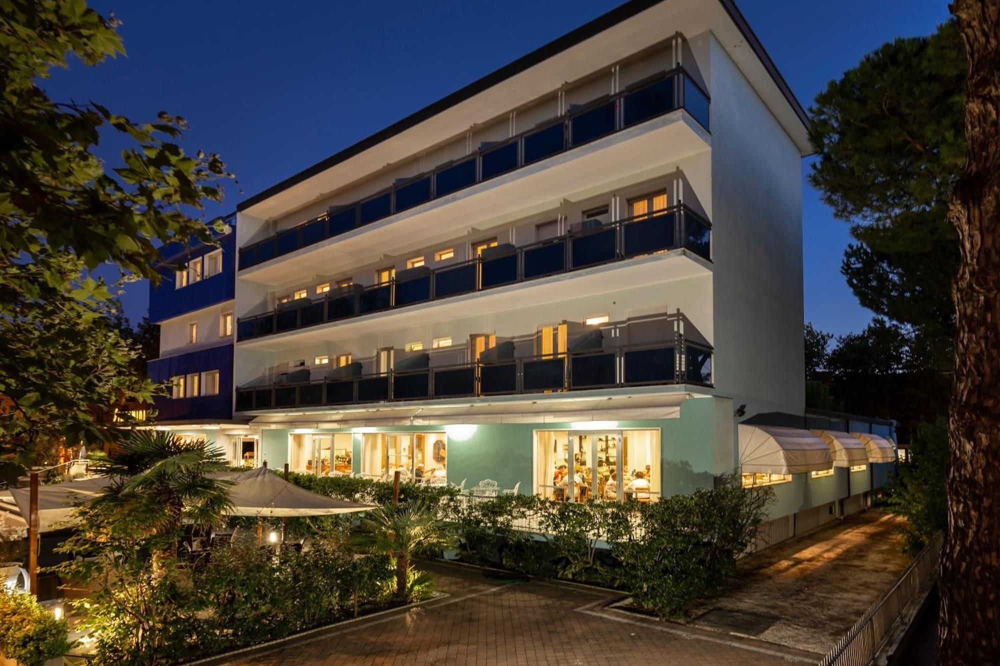 Vista Exterior Hotel Stacchini
