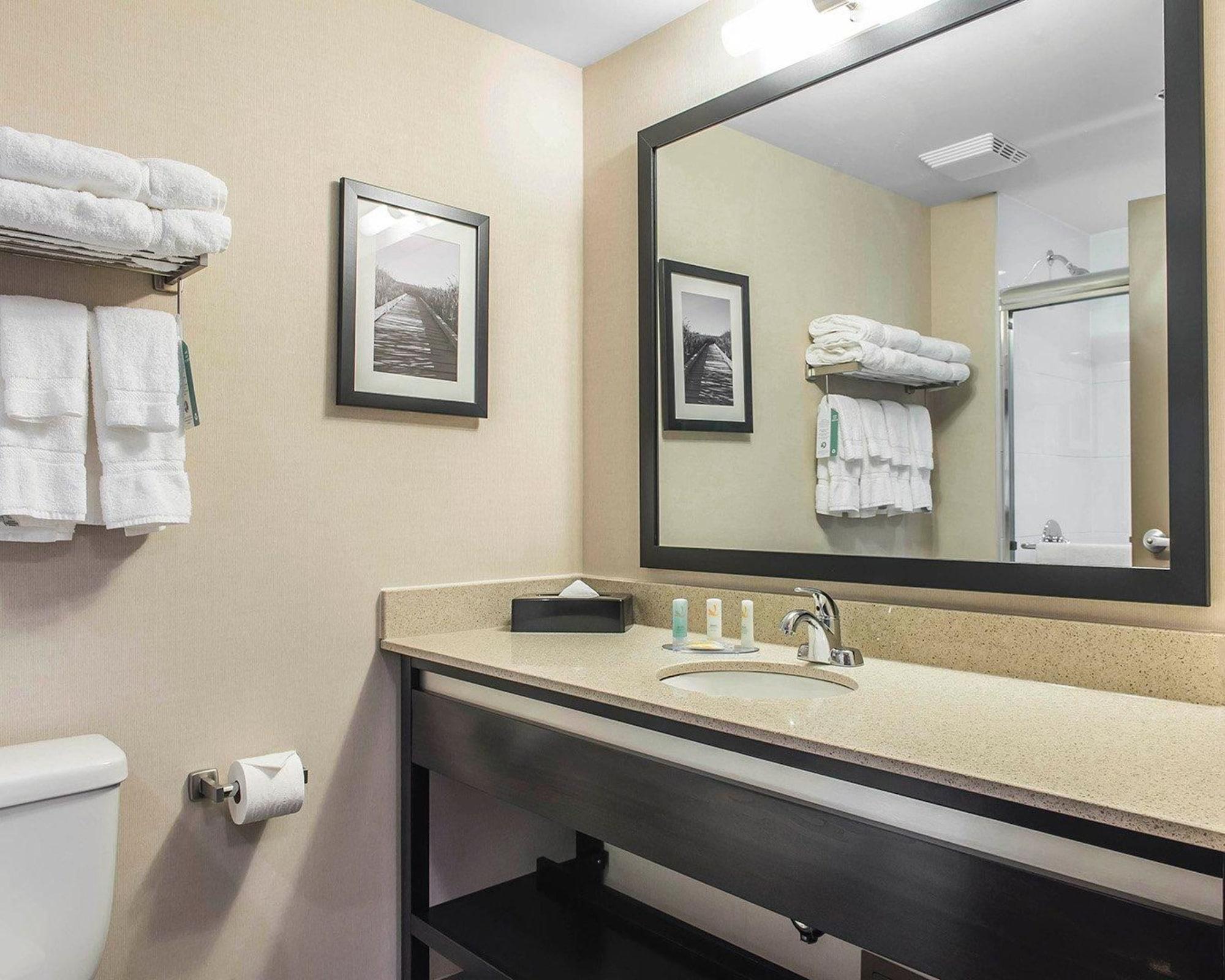 Equipamiento de Habitación Quality Inn & Suites