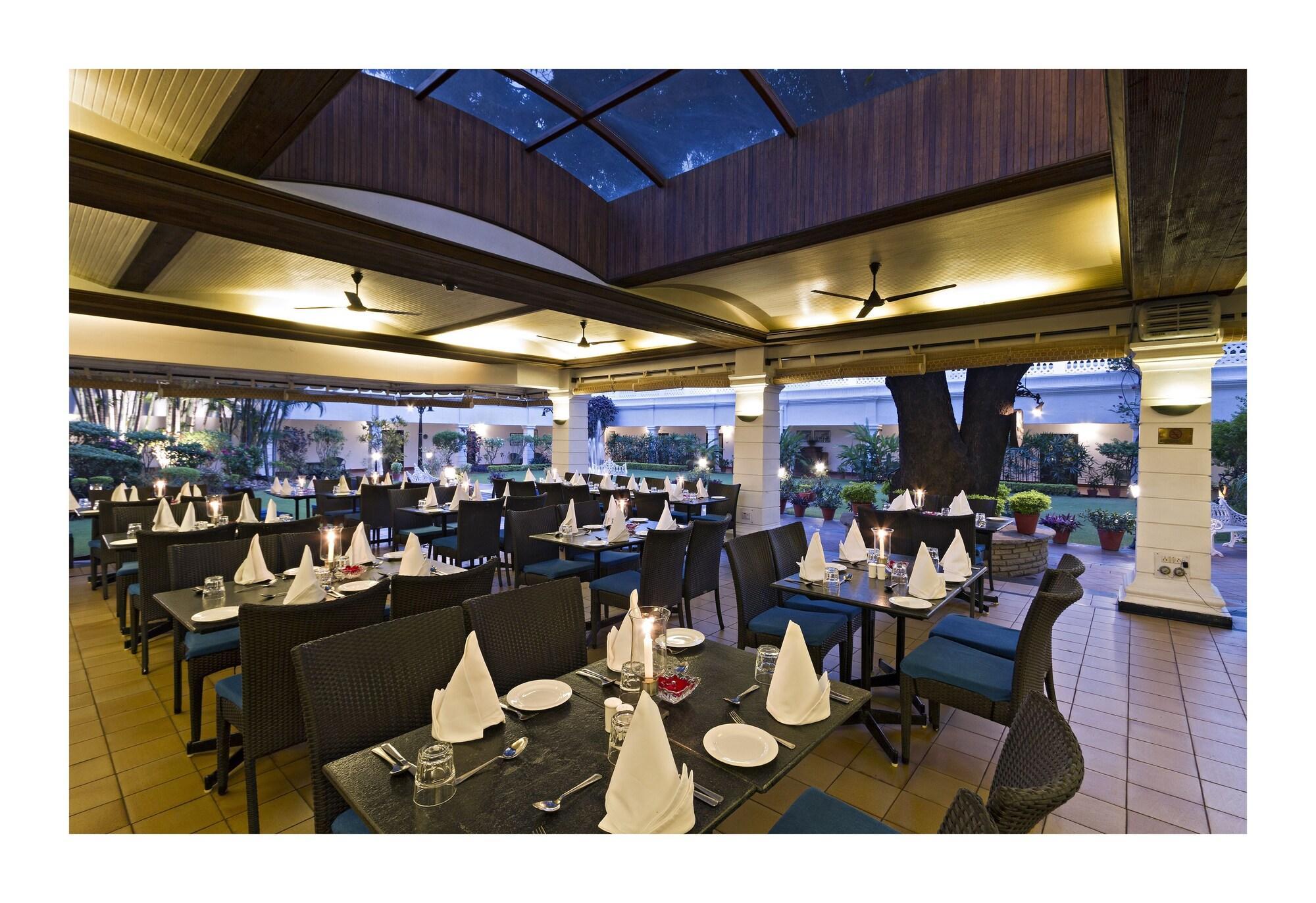 Restaurant Jehan Numa Palace Hotel