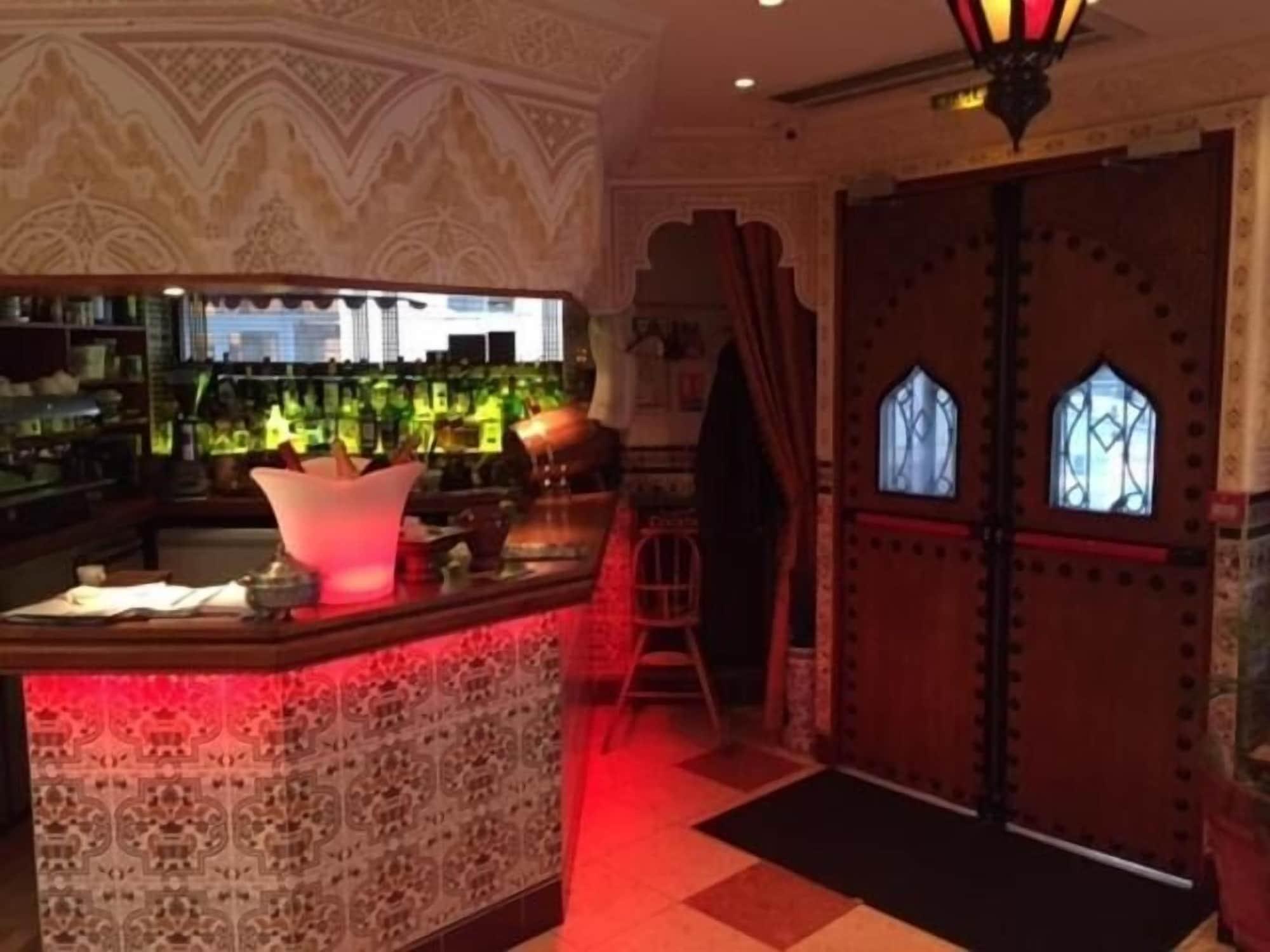 Bar/Salón Résidence Molière