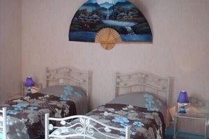 Alquiler Vacacional - Former manor house, quiet estate, south courtyard and peaceful atmosphere