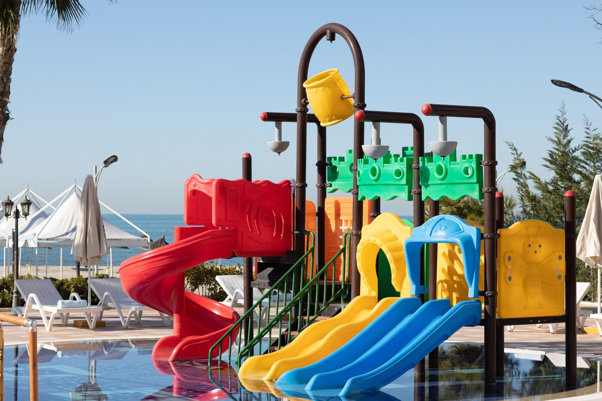 Vista Piscina Grand Blue Fafa