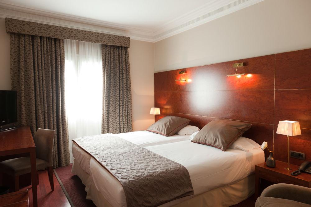 Hotel Alexandra Barcelona Hotel, Curio Collection by Hil