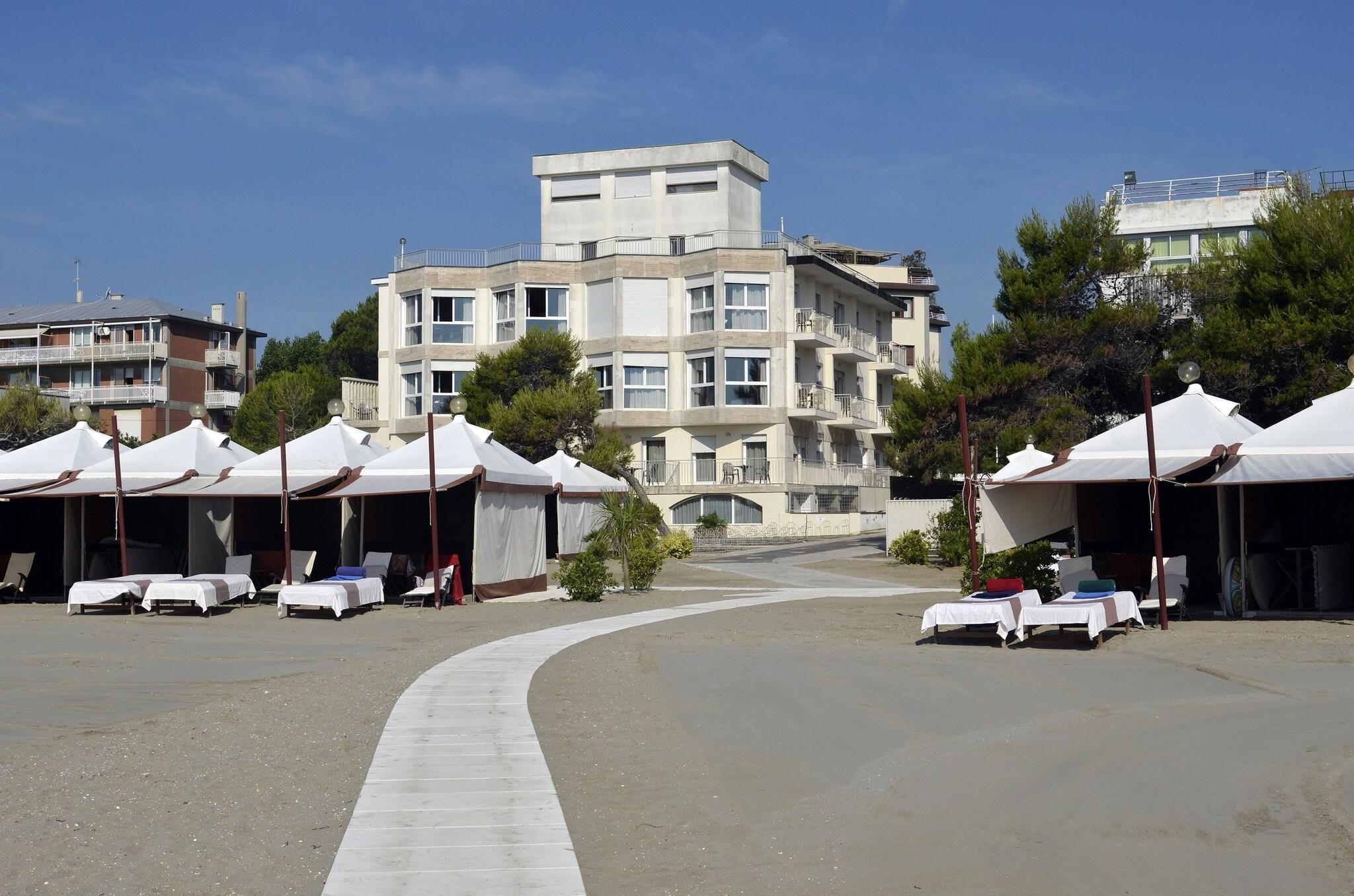 Playa Hotel Petit Palais