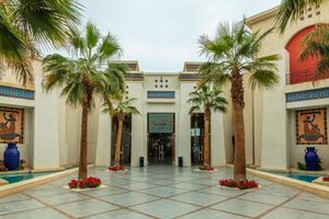 Alojamiento - Grand Rotana Resort & Spa