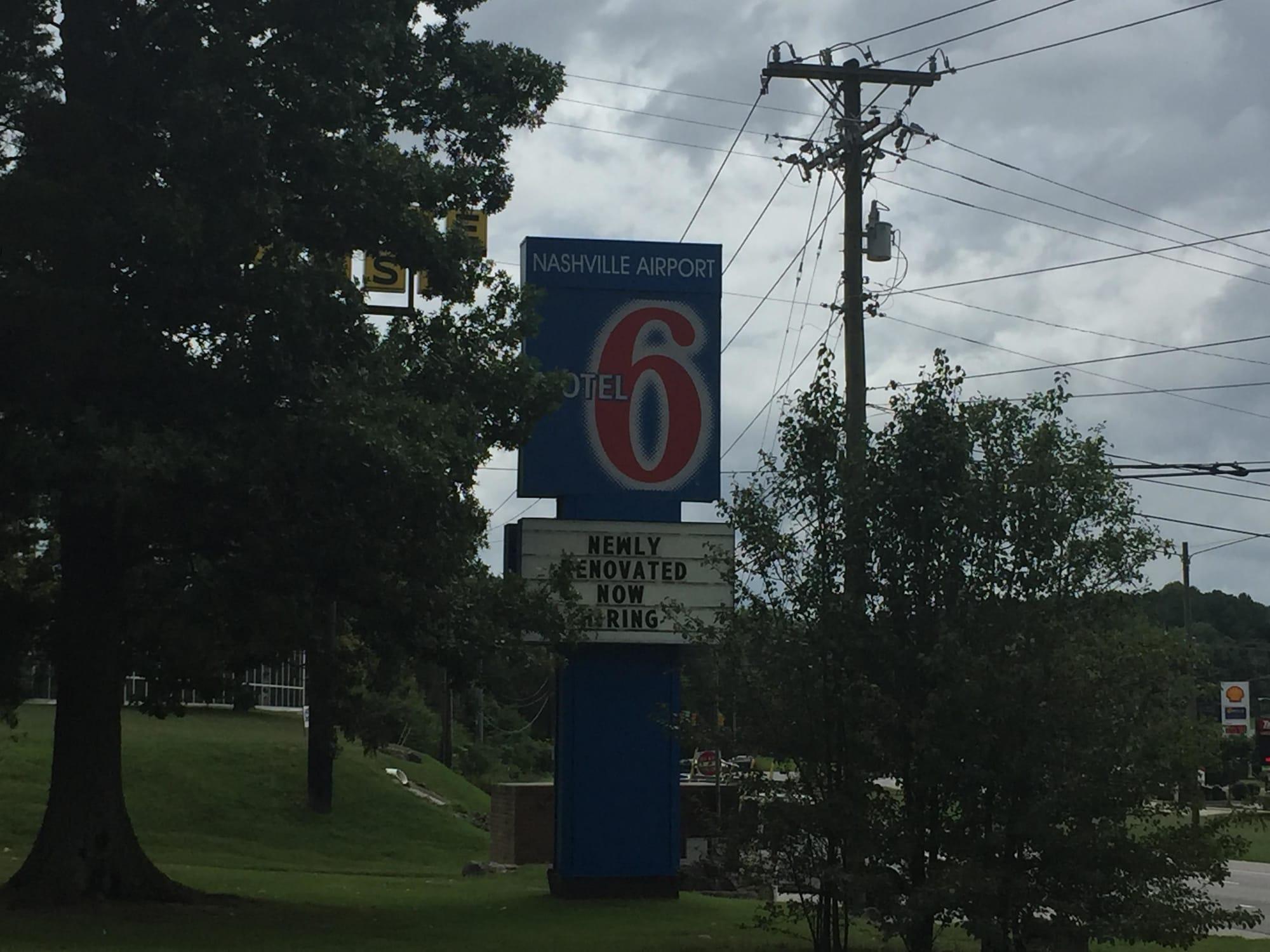 Varios Motel 6 Nashville - Airport