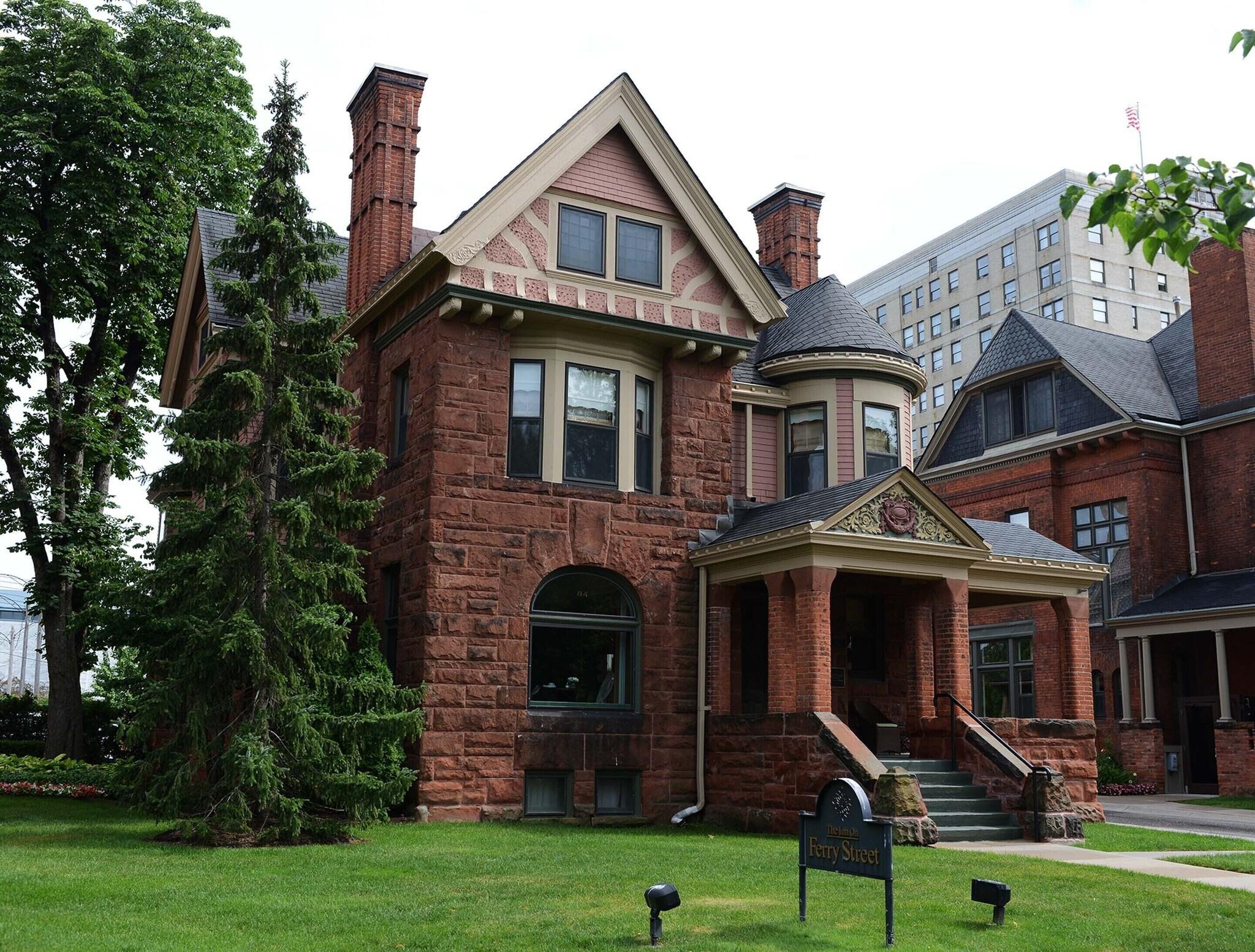 Vista Exterior The Inn on Ferry Street