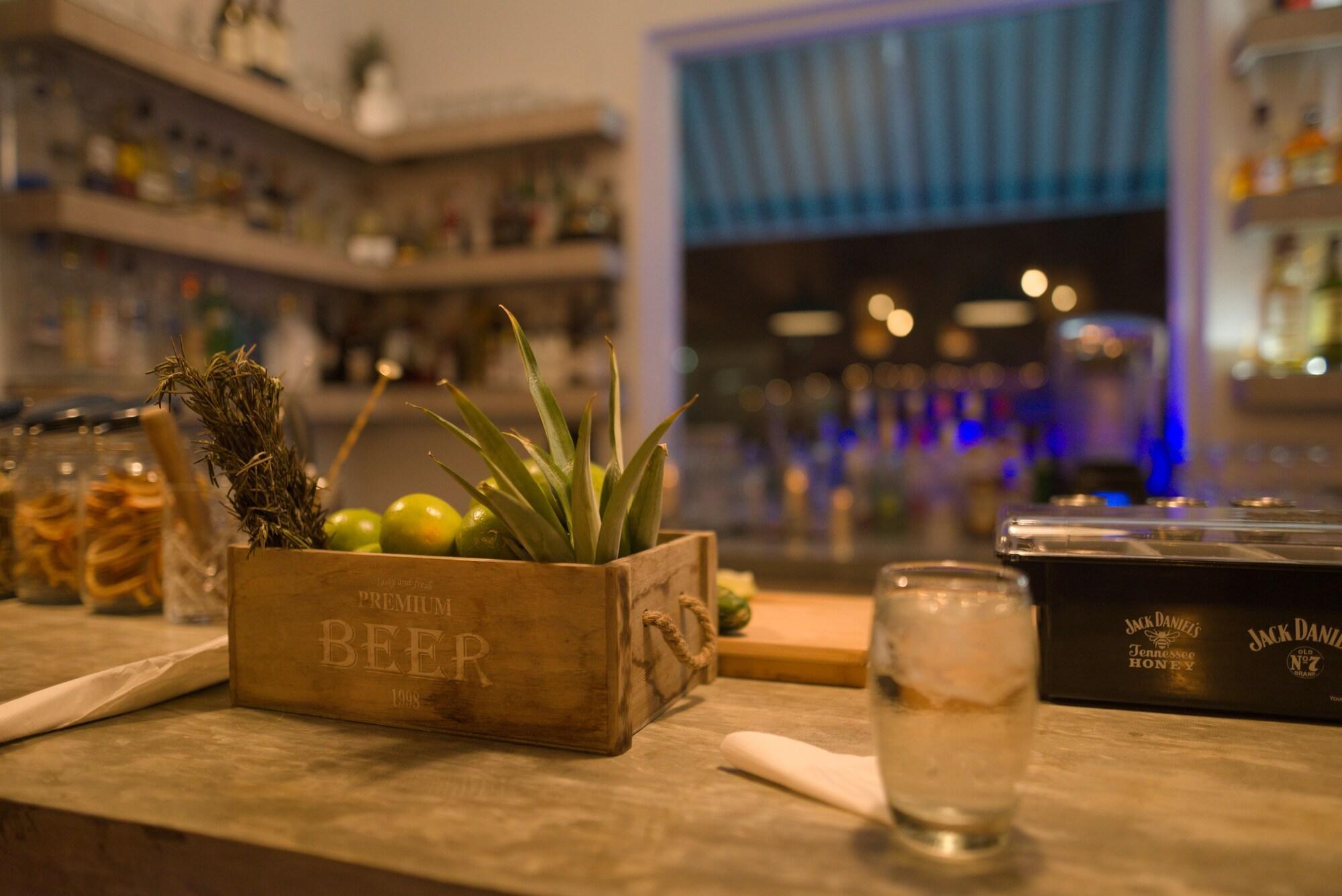 Bar/Salón Boho Beach Club