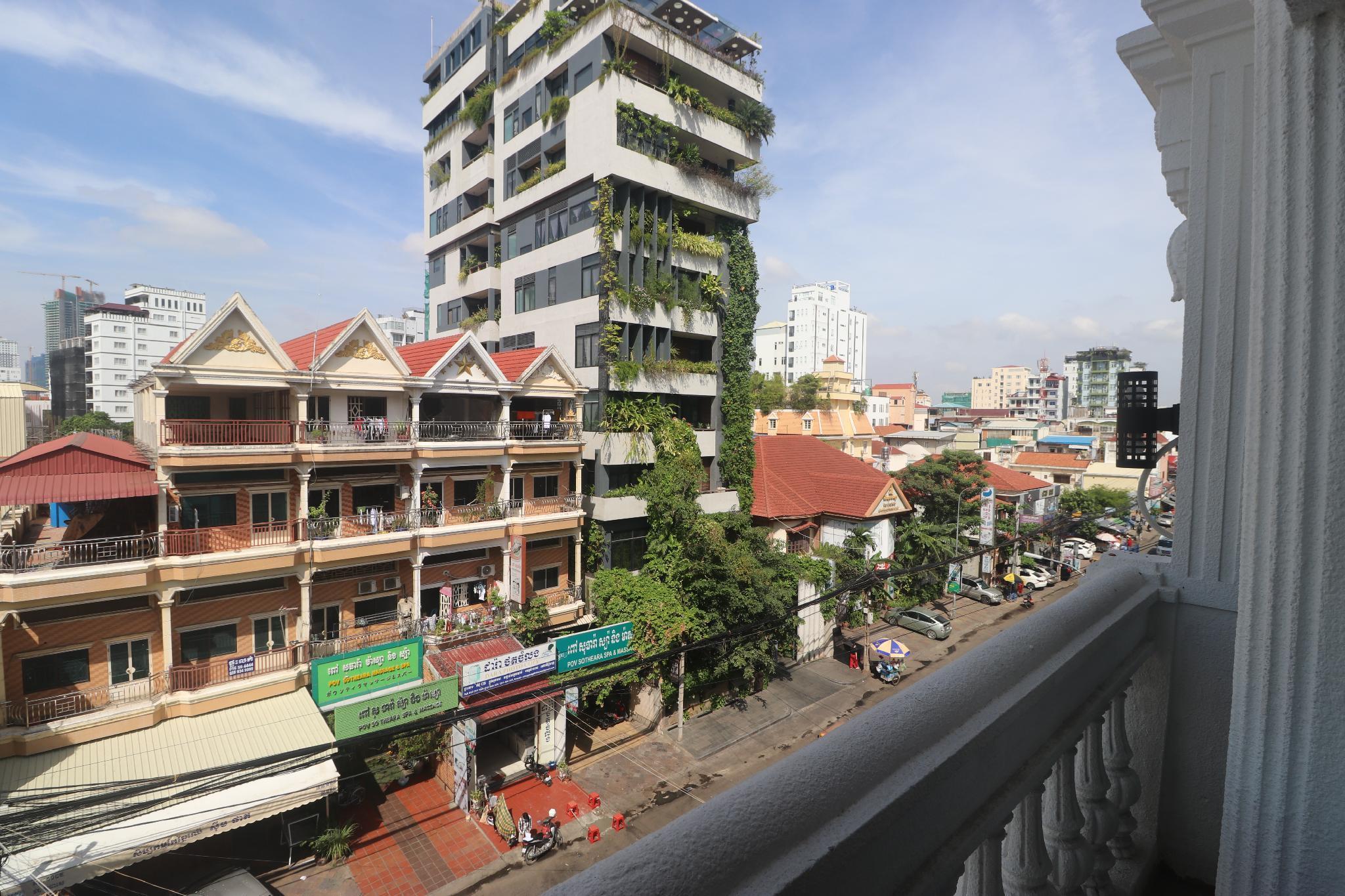 Vista Exterior Grand Elevation Hotel