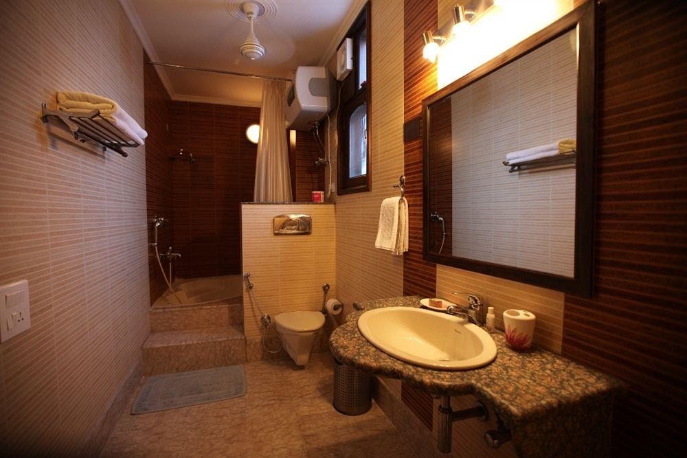 Shanti Home by null