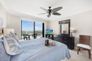 Alquiler Vacacional - Beachfront Condo With Sw-facing Balcony and Pool