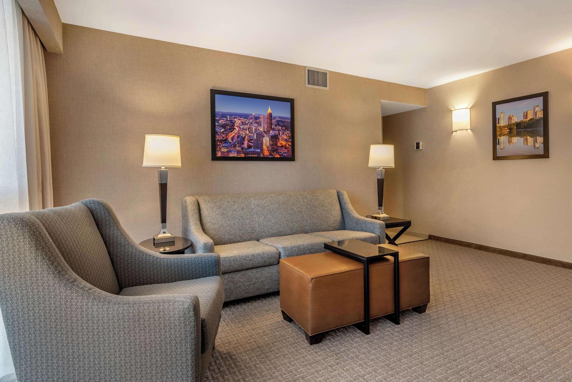 Habitación Drury Inn & Suites Atlanta Airport