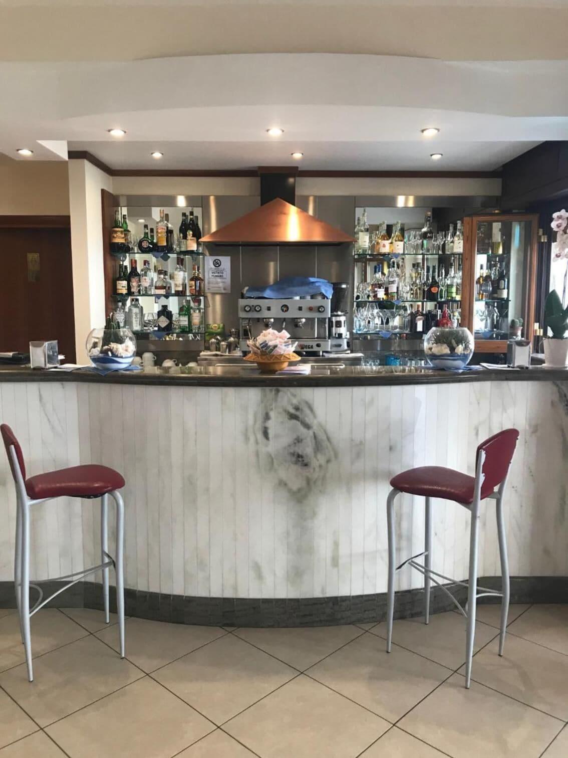 Bar/Salón Hotel Riviera Lido