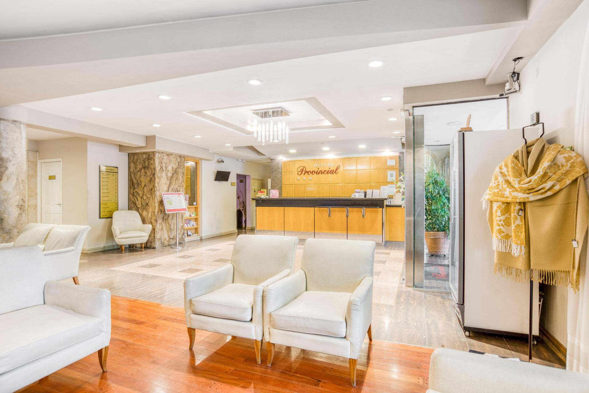 Vista Lobby Hotel Provincial