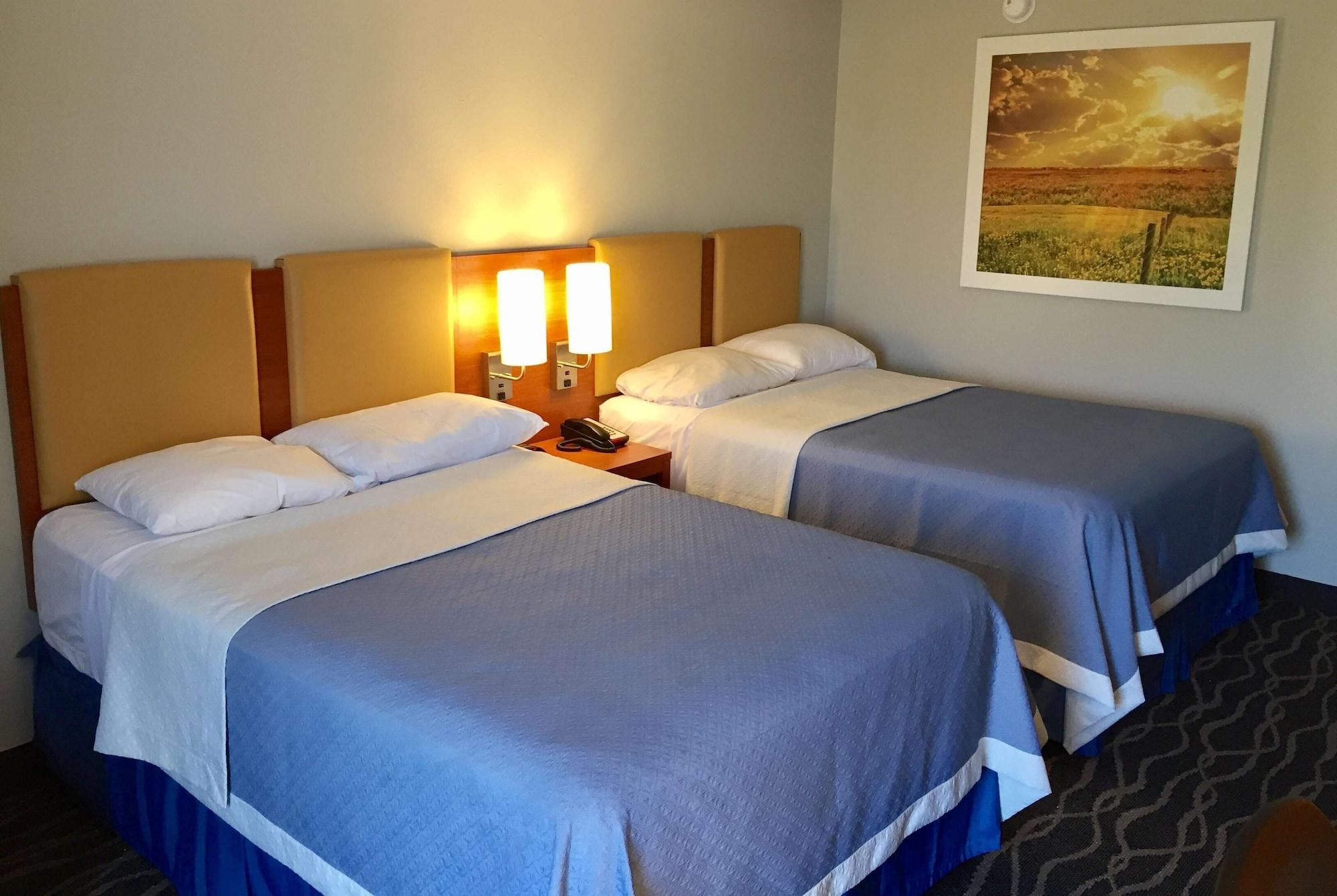 Habitación Days Inn & Suites by Wyndham Cincinnati North