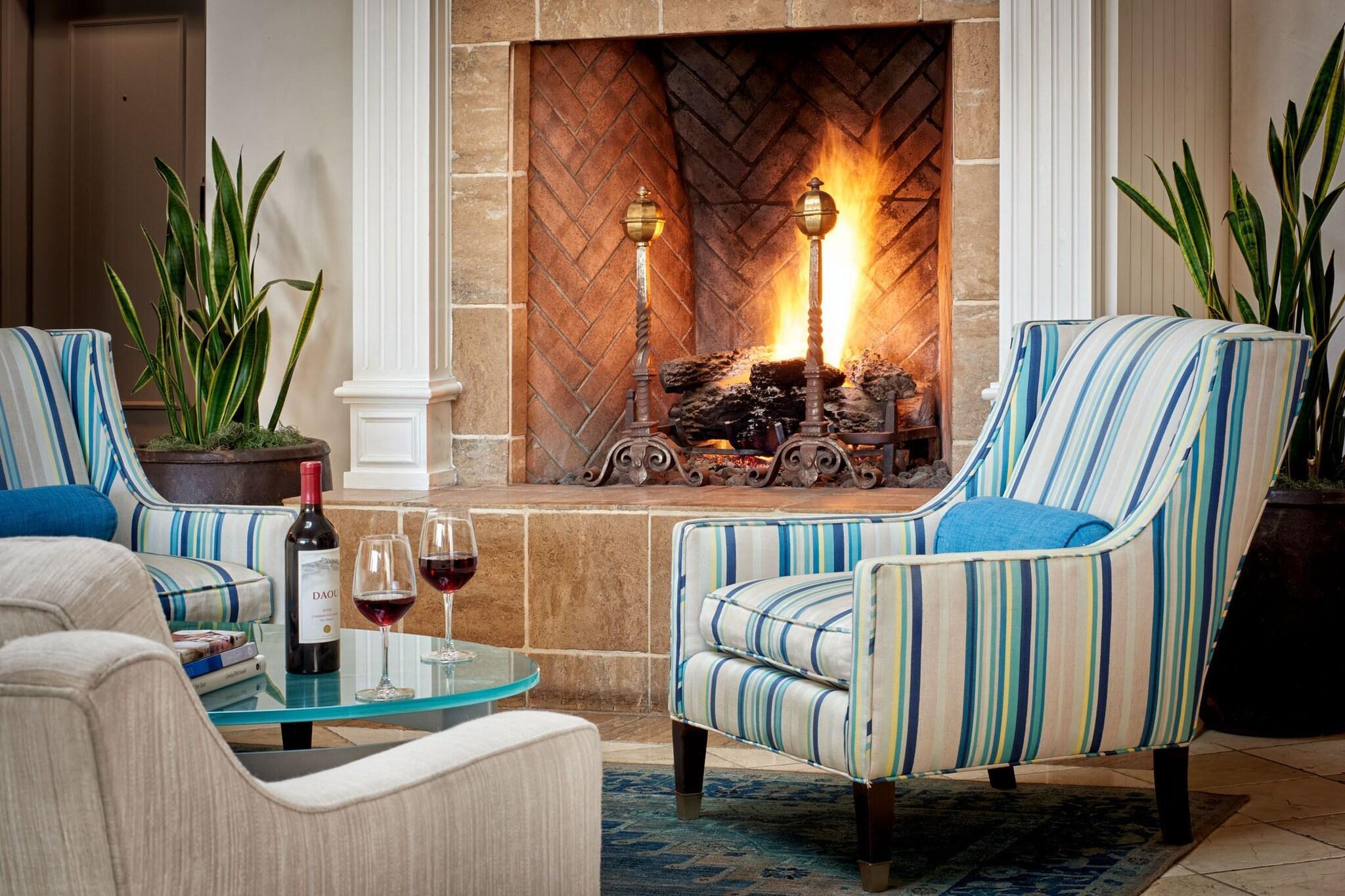 Vista Lobby Beach House Hotel at Hermosa Beach