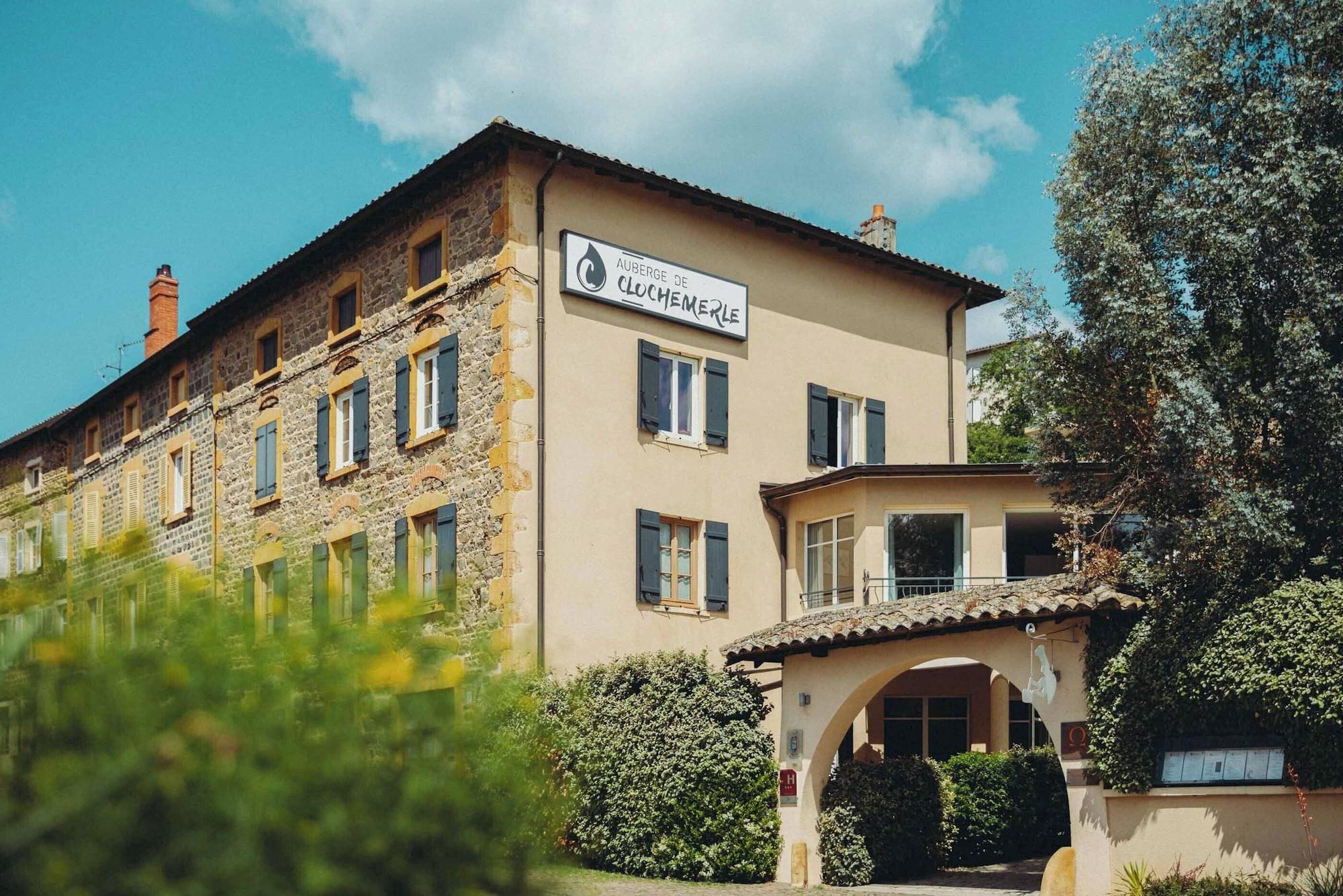 Varios Auberge de Clochemerle, Spa privatif & restaurant gastronomique