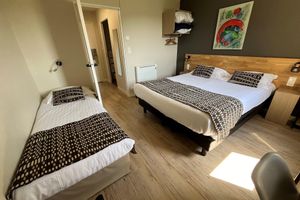 Alojamiento - Brit Hotel Le Kerodet