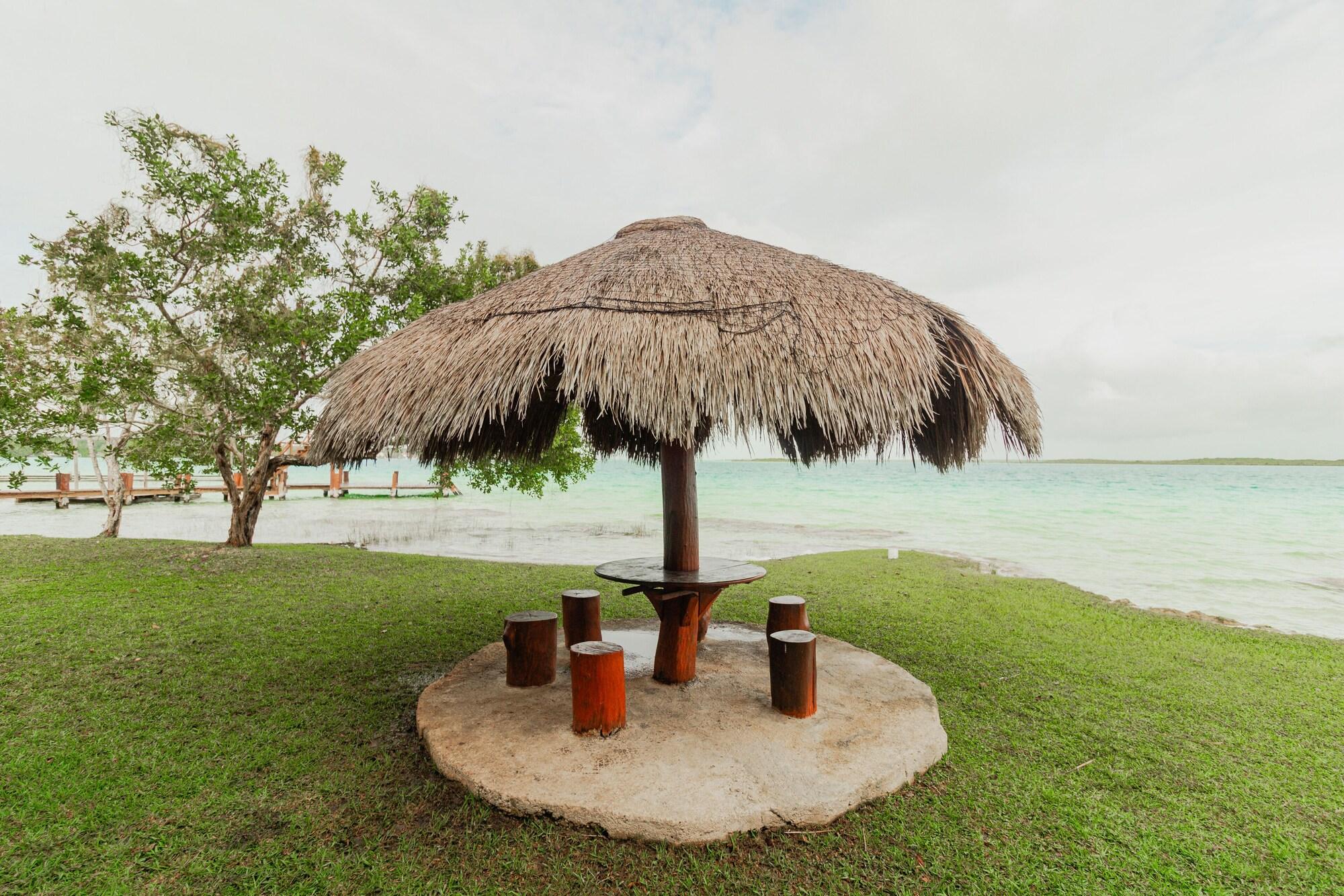 Vista Exterior Mayan Playa Bacalar