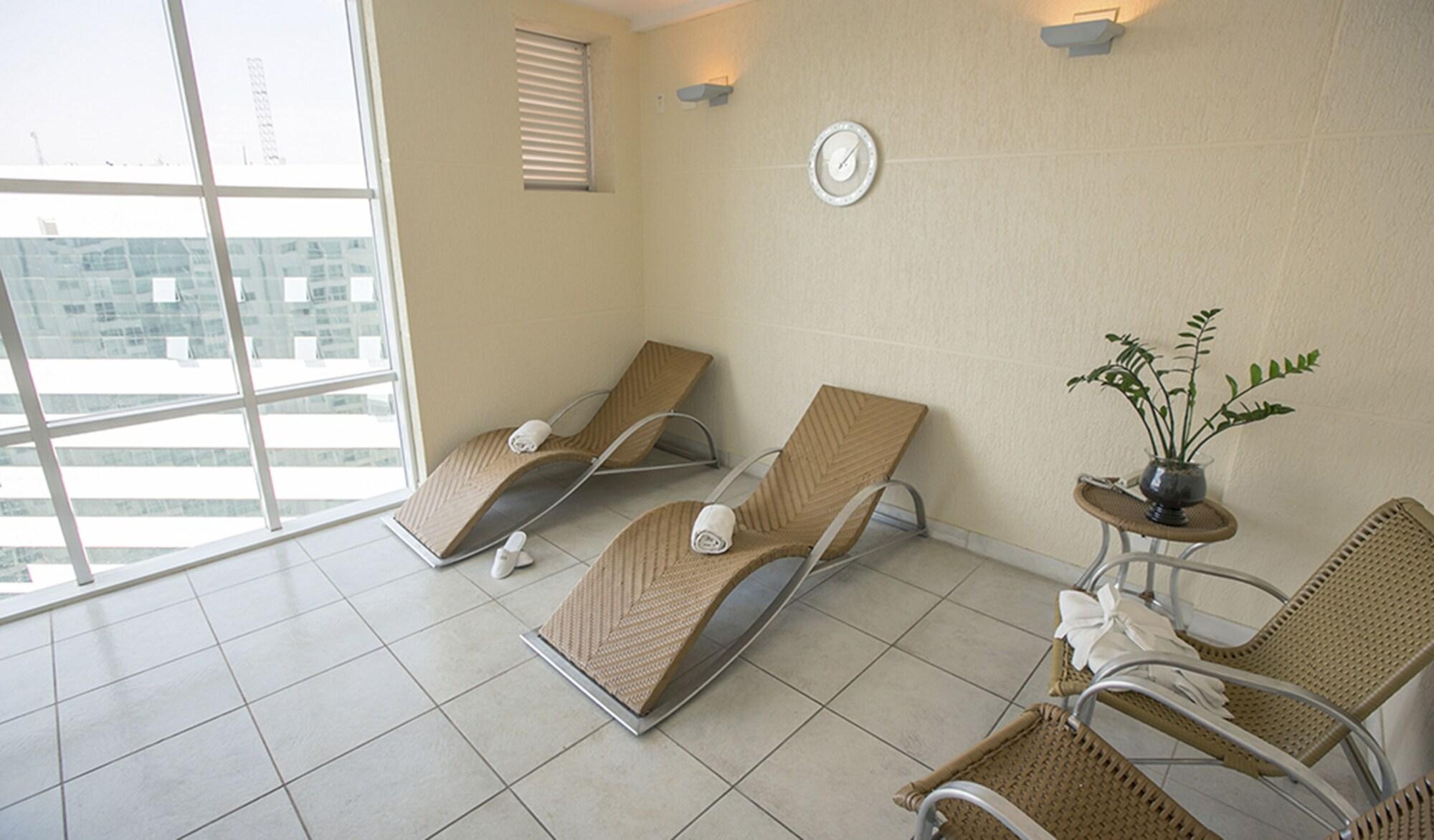Spa Biarritz Hplus Long Stay