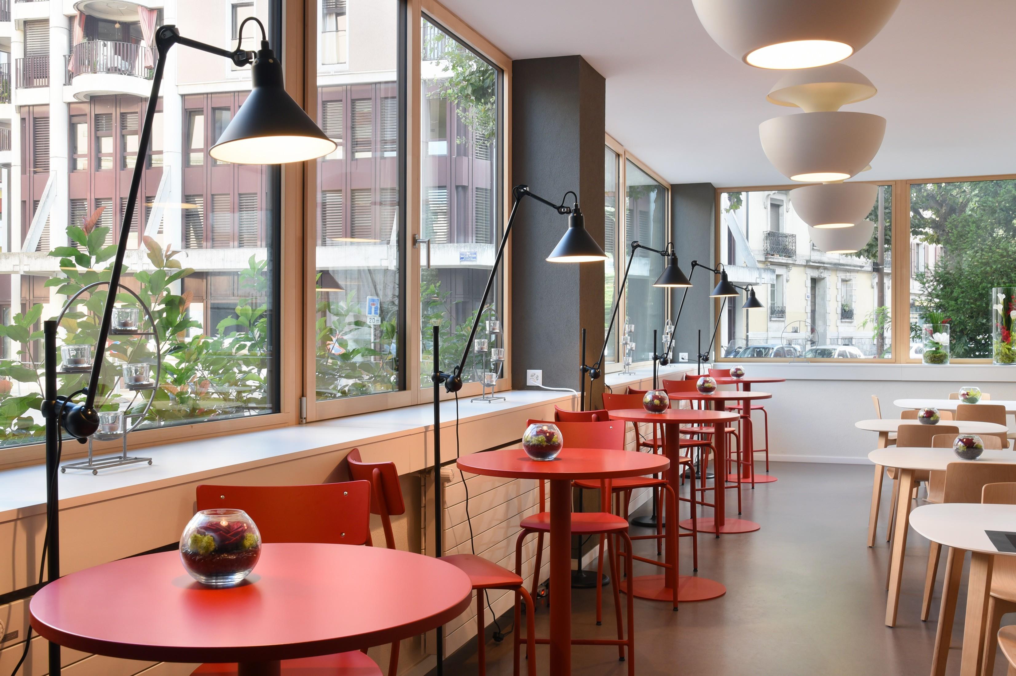 Vista Lobby Home Swiss Hotel