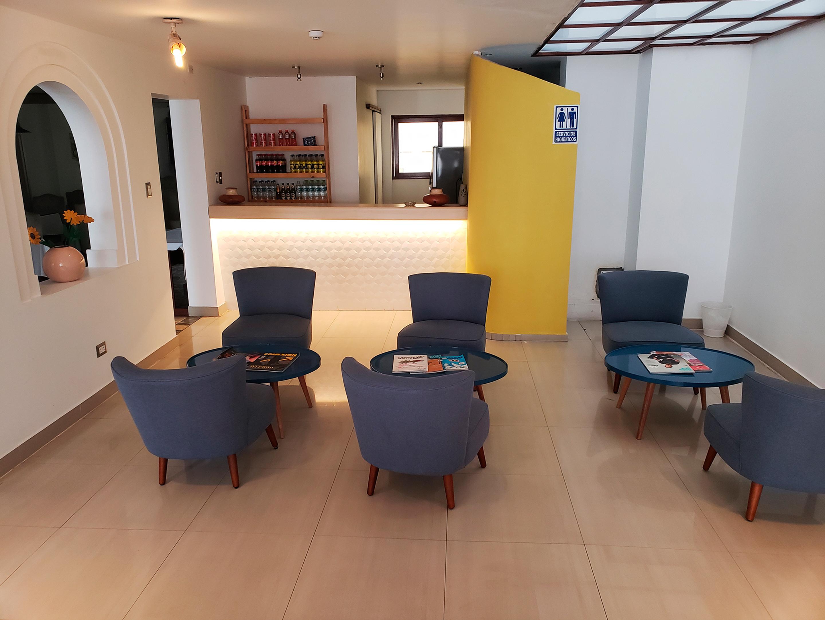 Vista Lobby Hotel El Carmelo Miraflores