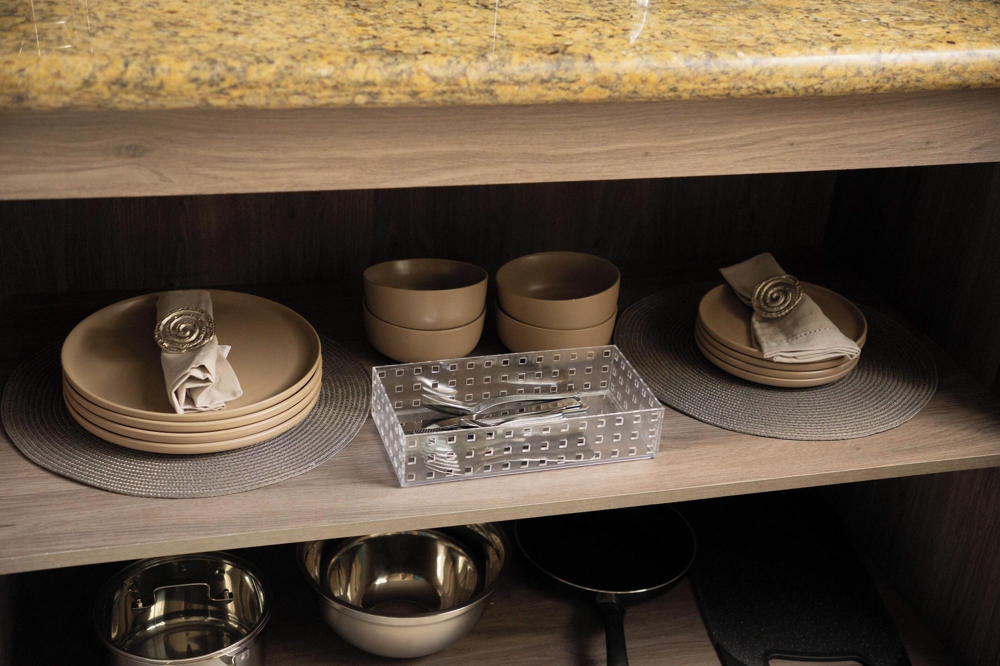 Varios El Inn de la Moderna