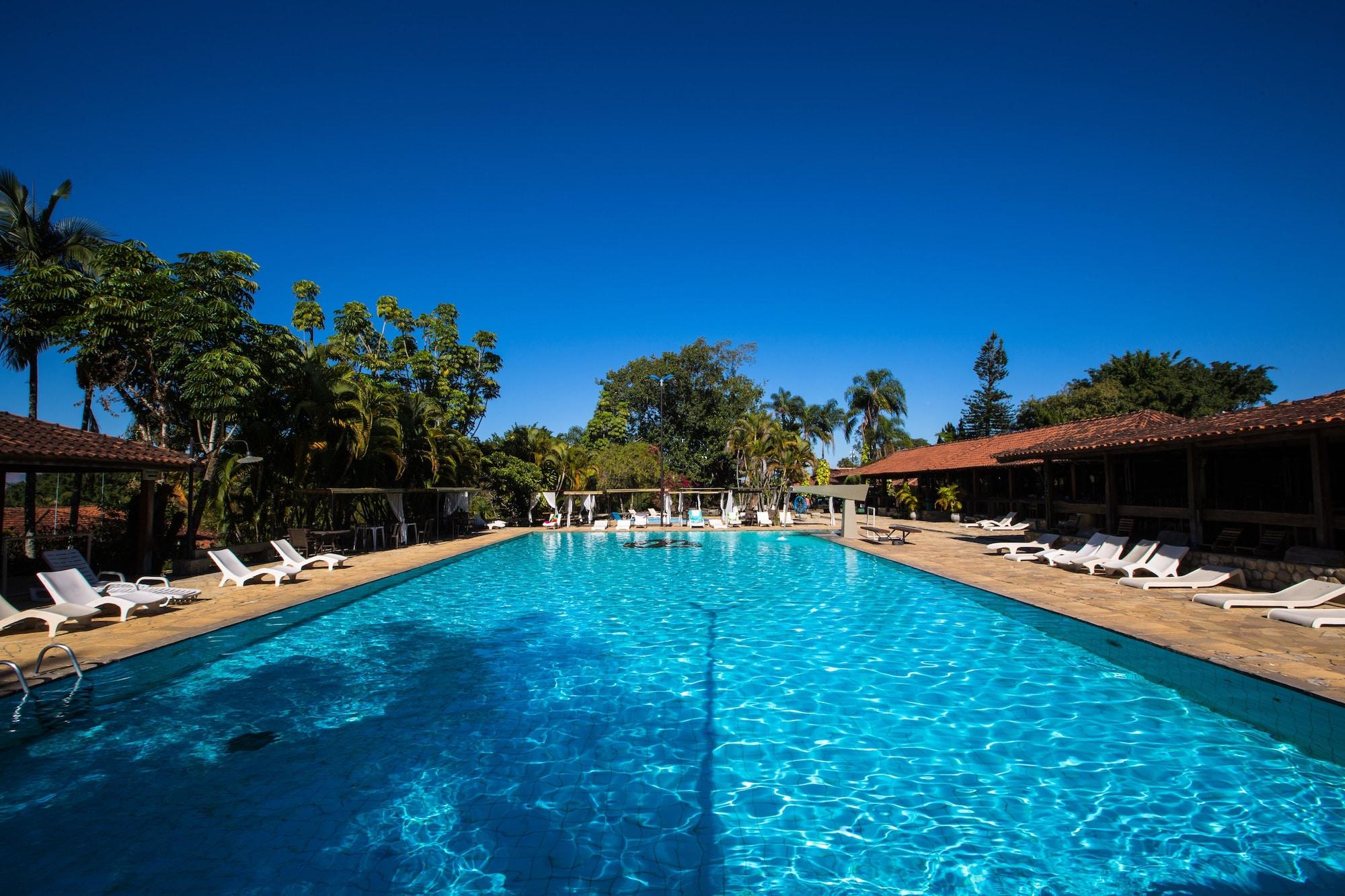 Vista Piscina Hotel Fazenda Sete Lagos
