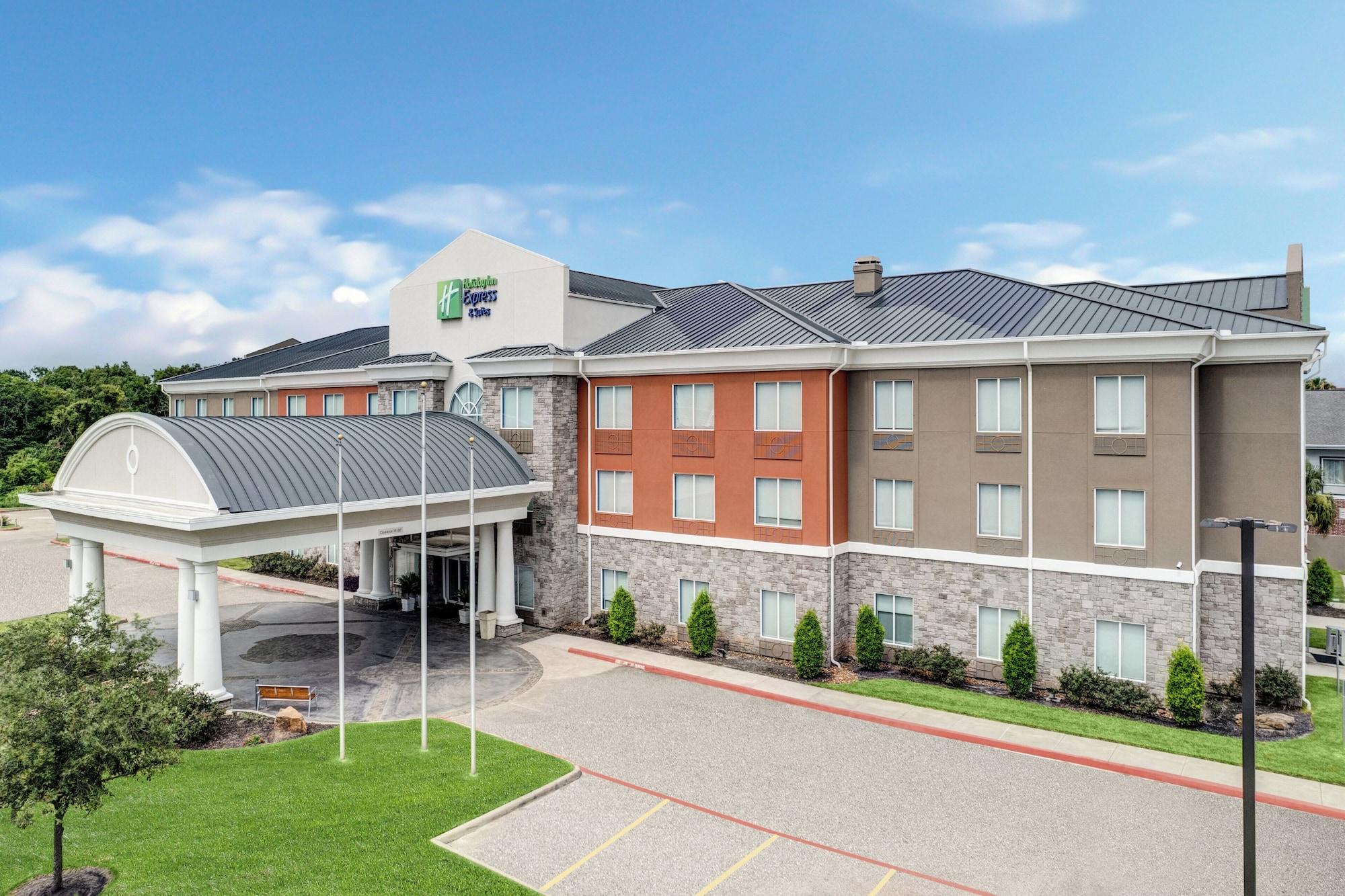Vista Exterior Holiday Inn Express Hotel & Suites Clute - Lake Jackson by IHG