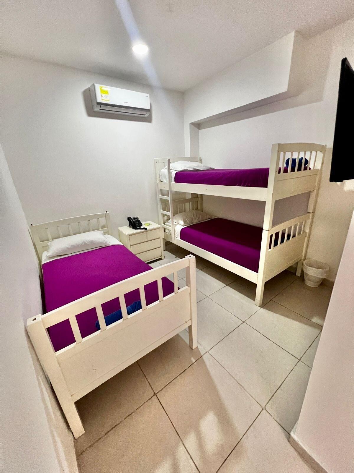 Equipamiento de Habitación Hostal Lumar