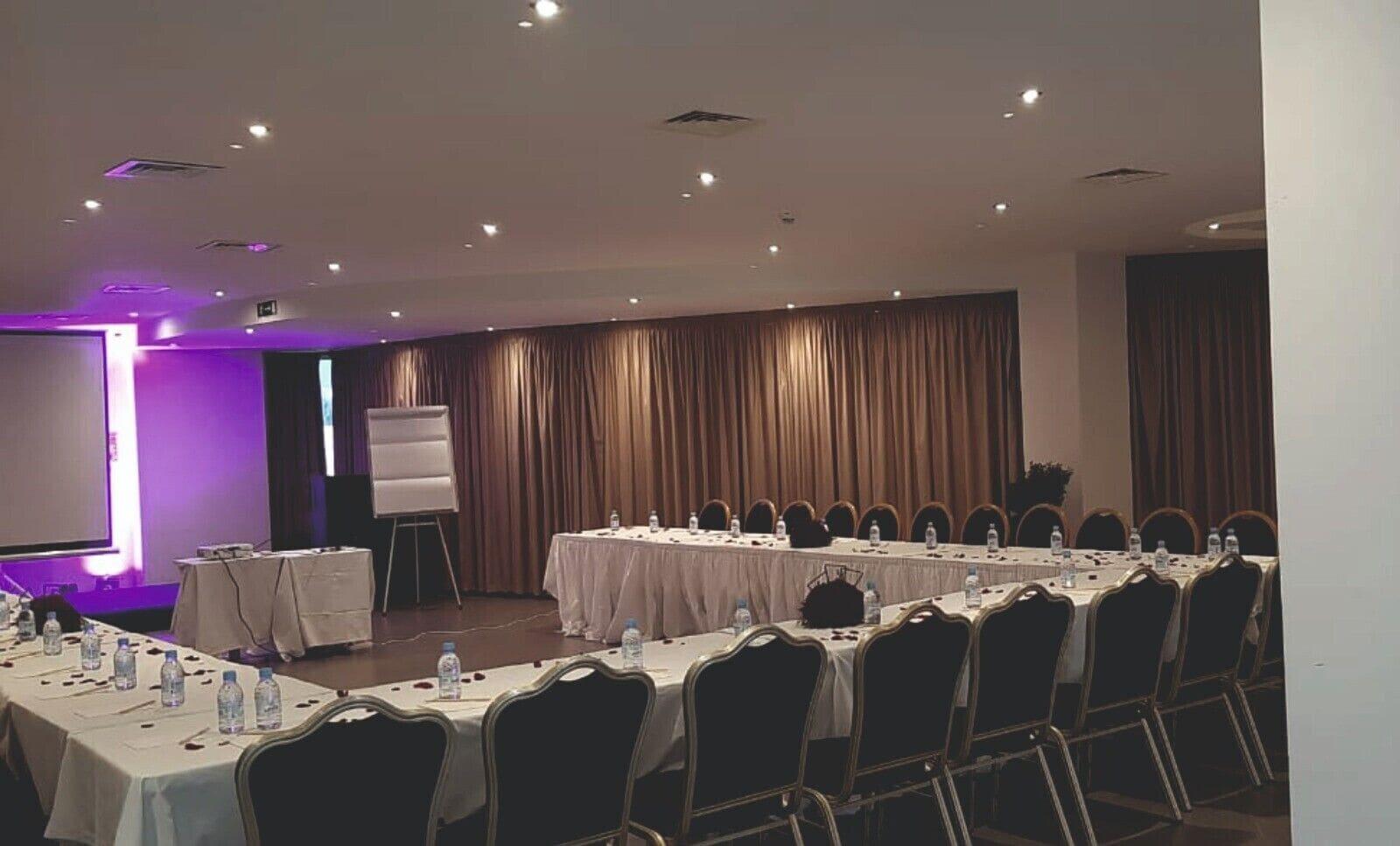 Sala de Reuniones Mandarin Palace