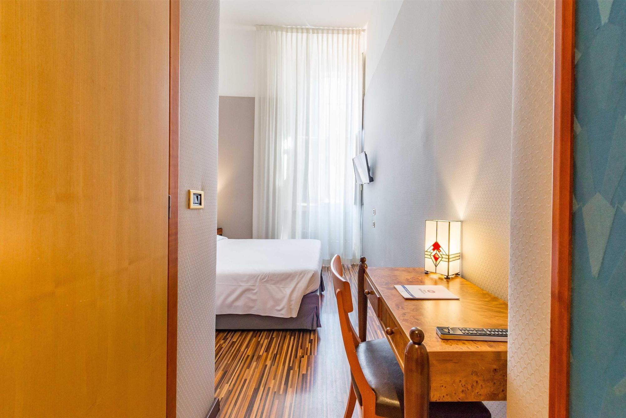 Set de Habitación Best Western Hotel Artdeco